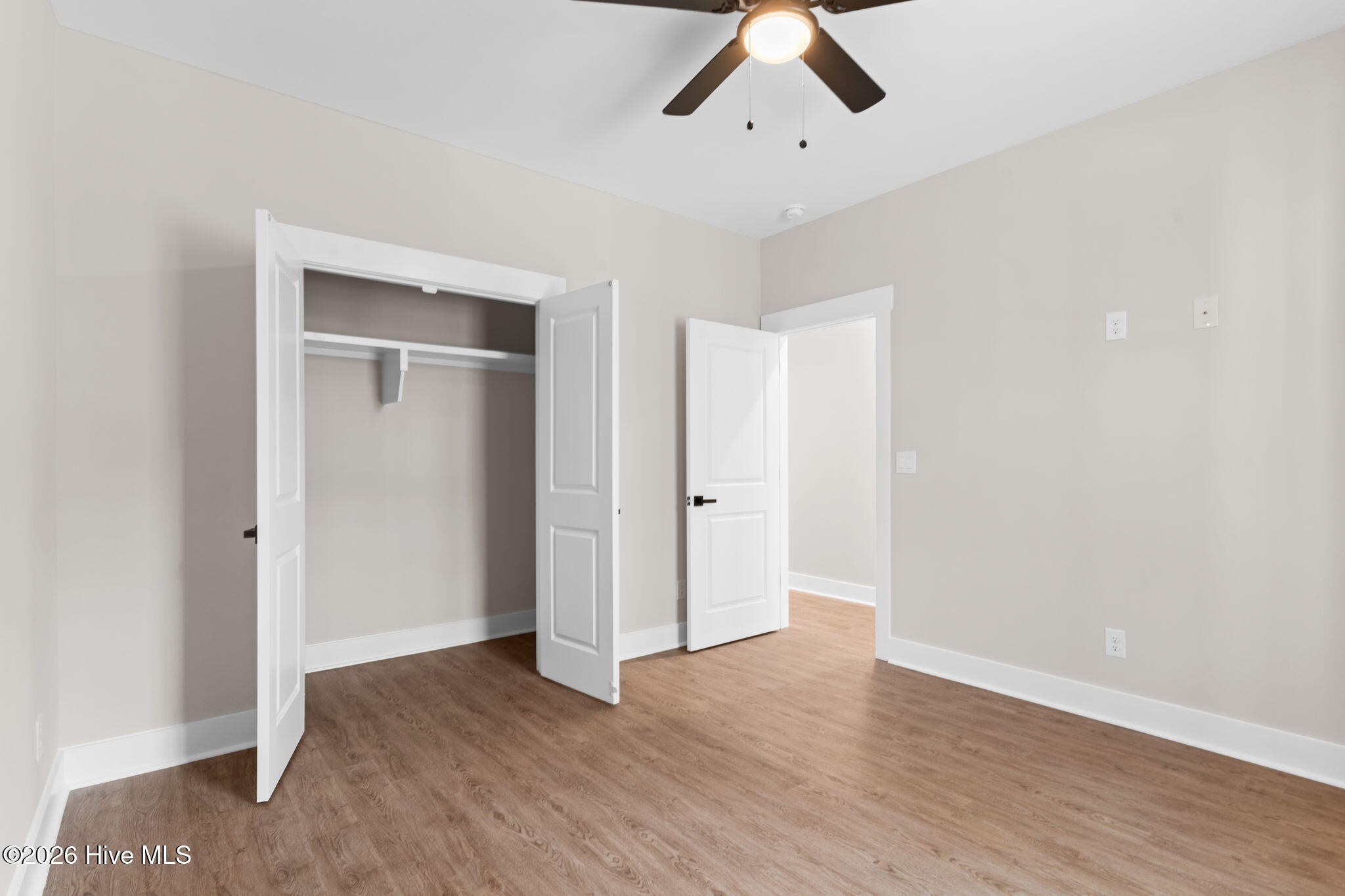 100558112 | Photo 39