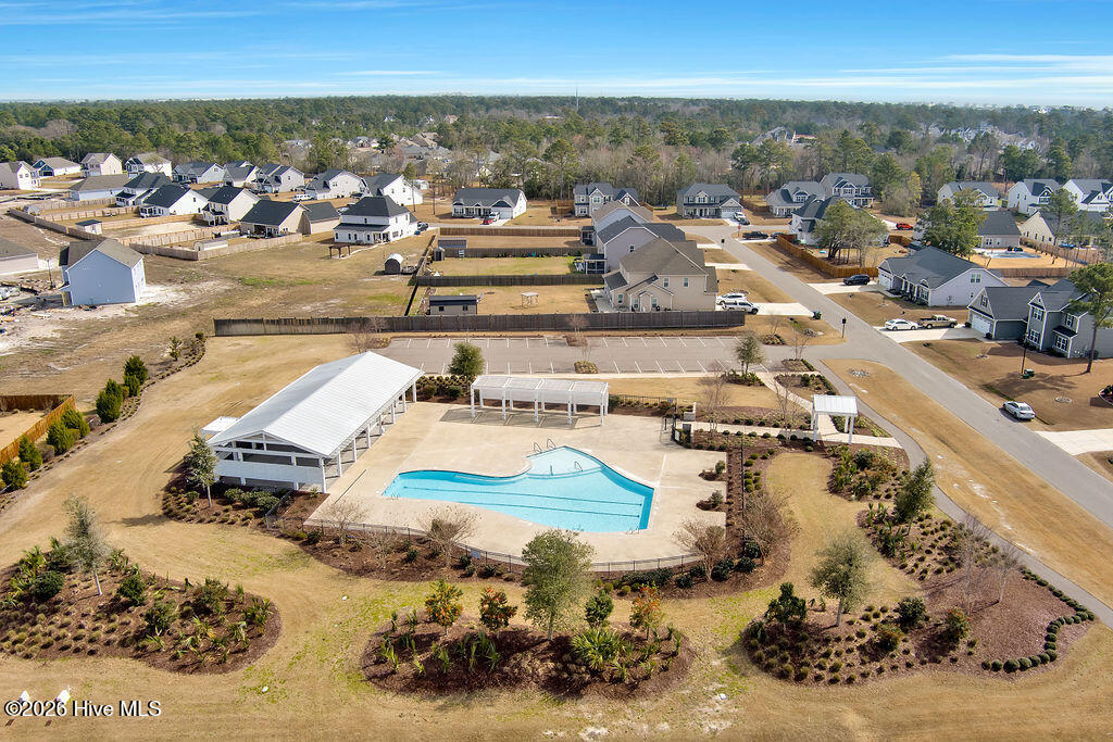 100553189 | Photo 56