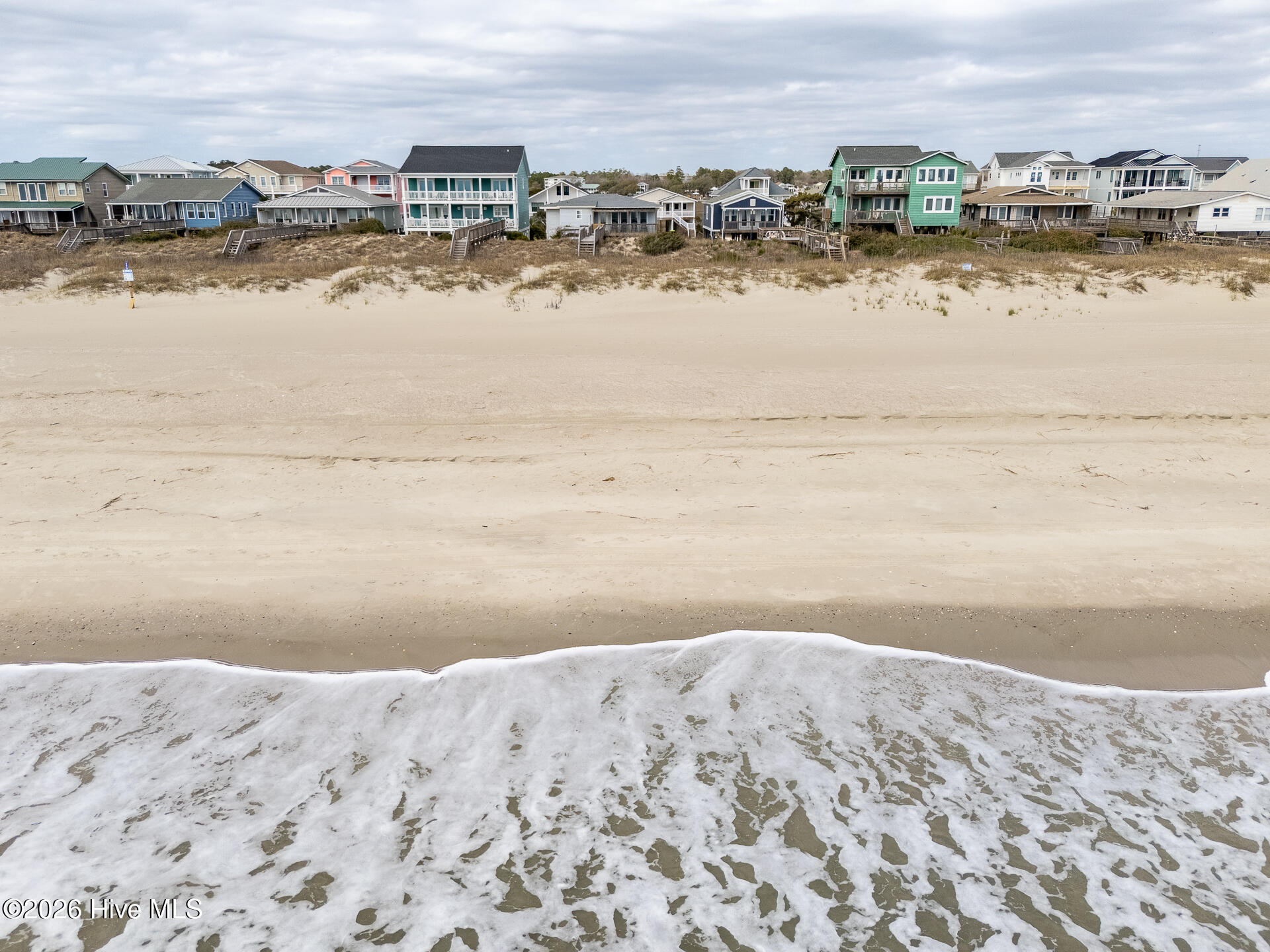 100560941 | Photo 33