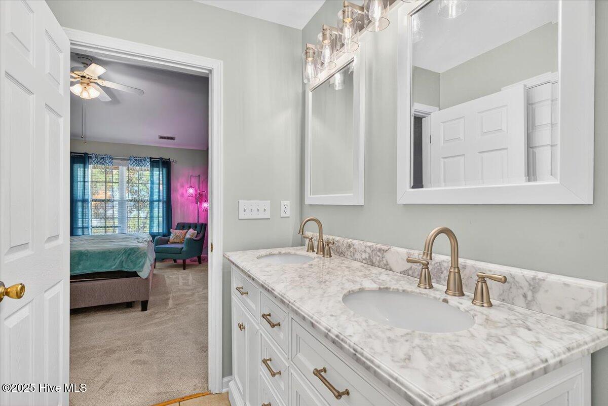 100539845 | Photo 21