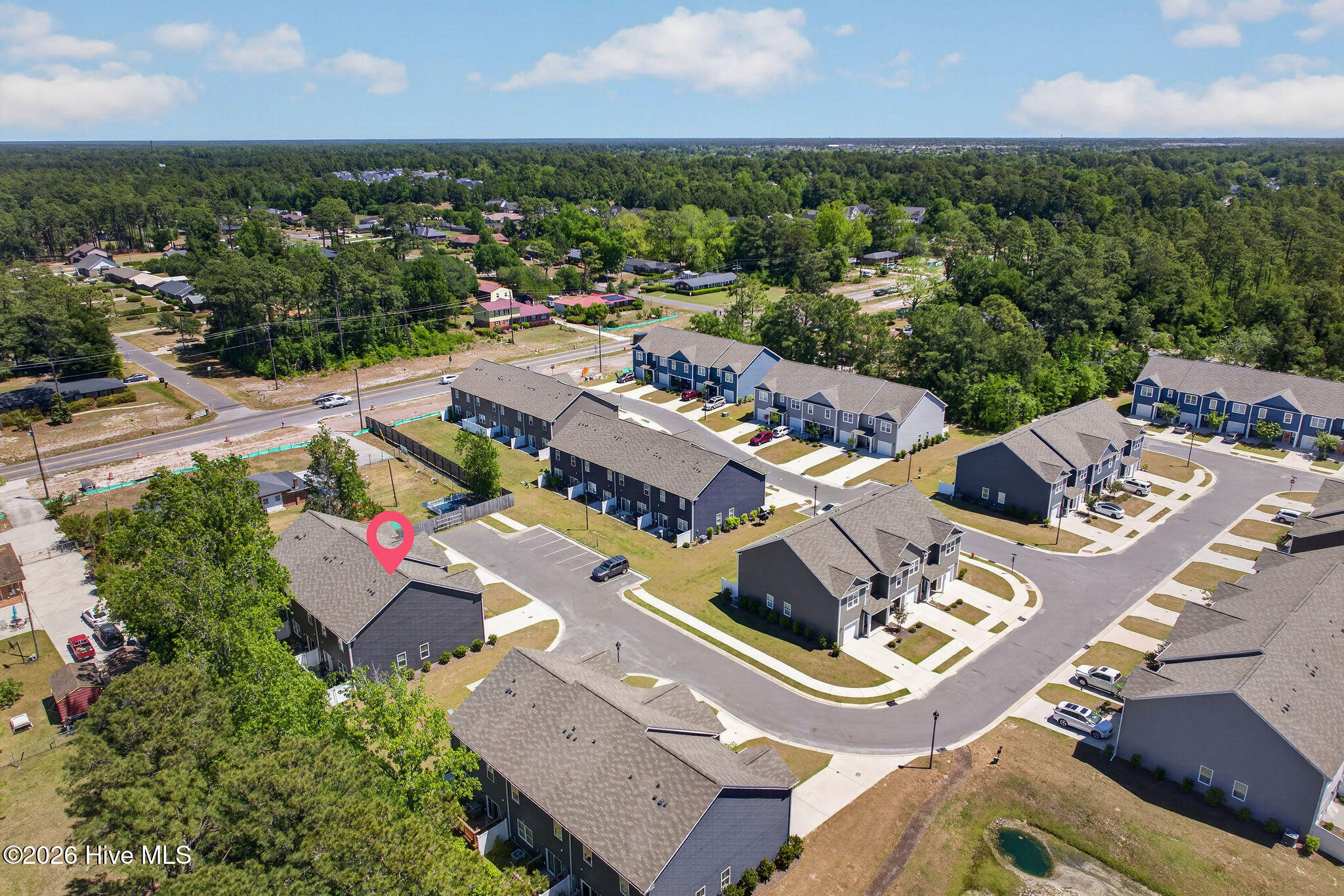 100570180 | Photo 46