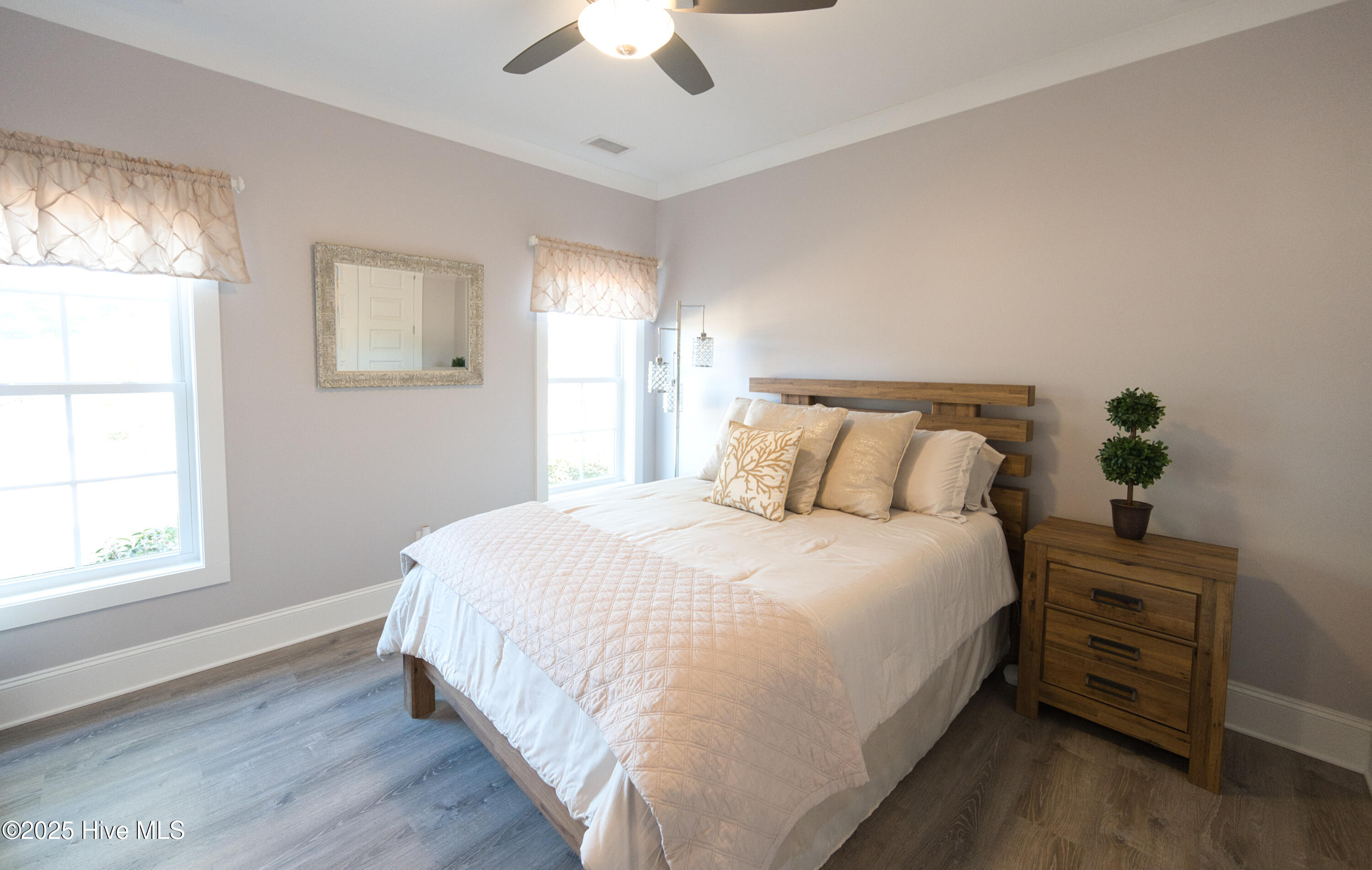 100546521 | Photo 57