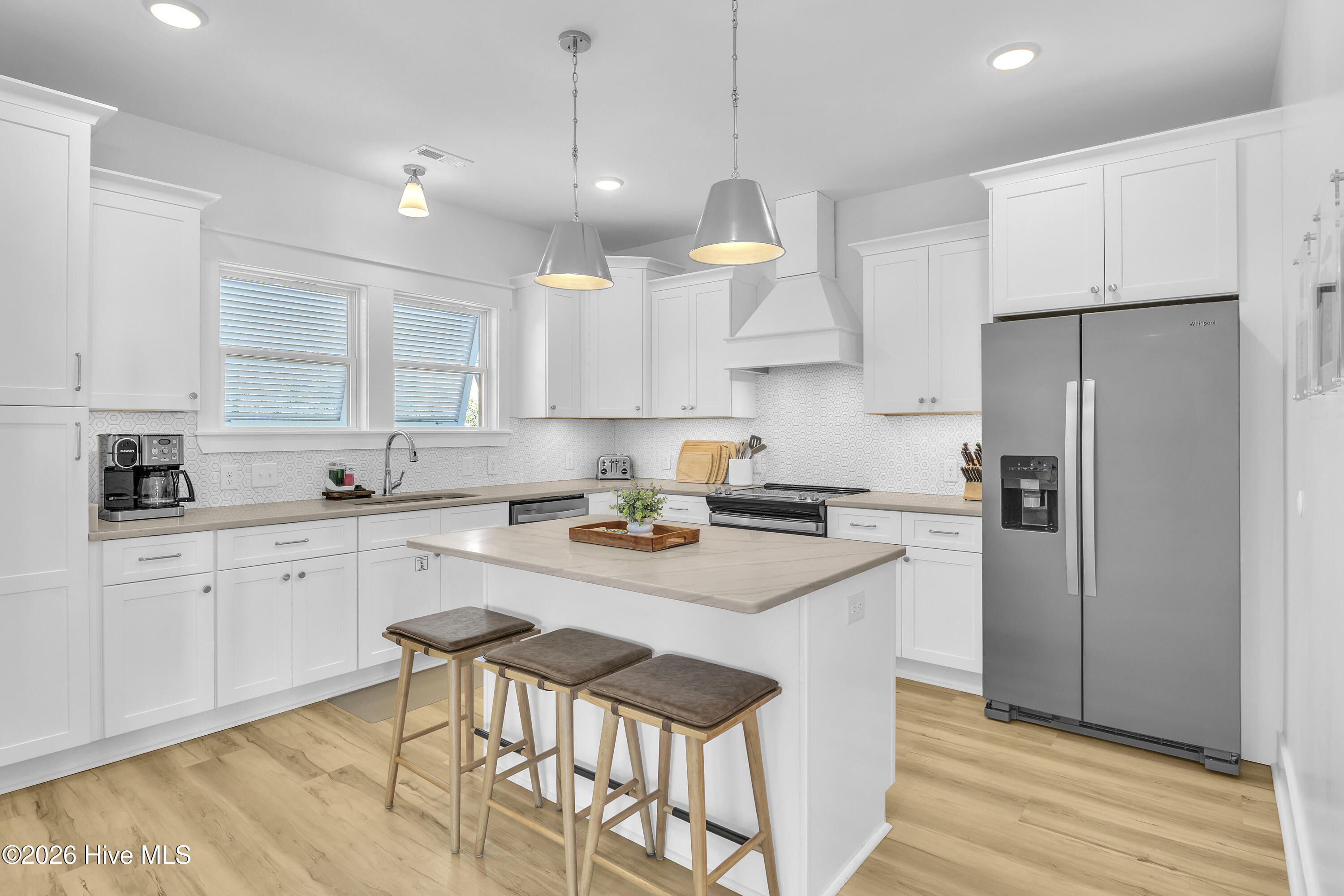 100549565 | Photo 26