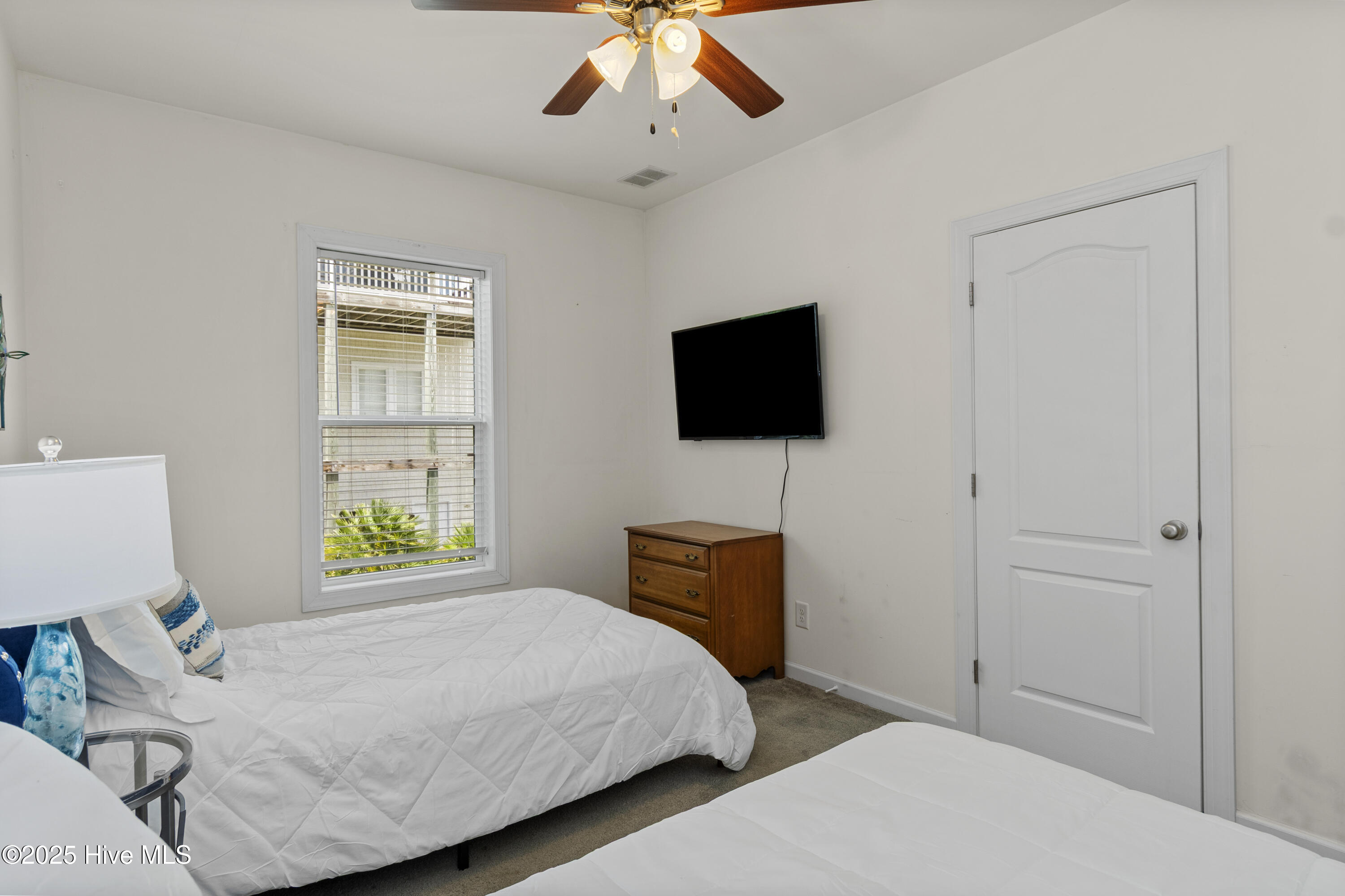 100520173 | Photo 27