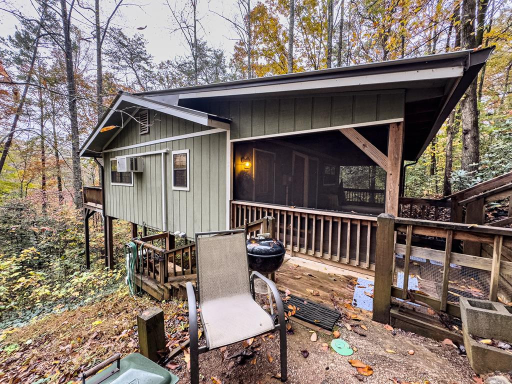 231 Dogwood Circle