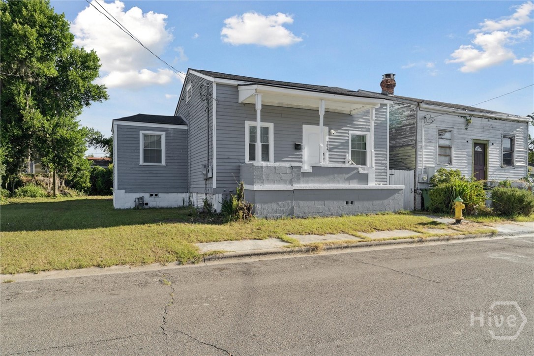 Homes for sale in Savannah, GA | 704 Lavinia St, Savannah, GA 31415 | MLS# SA340619
