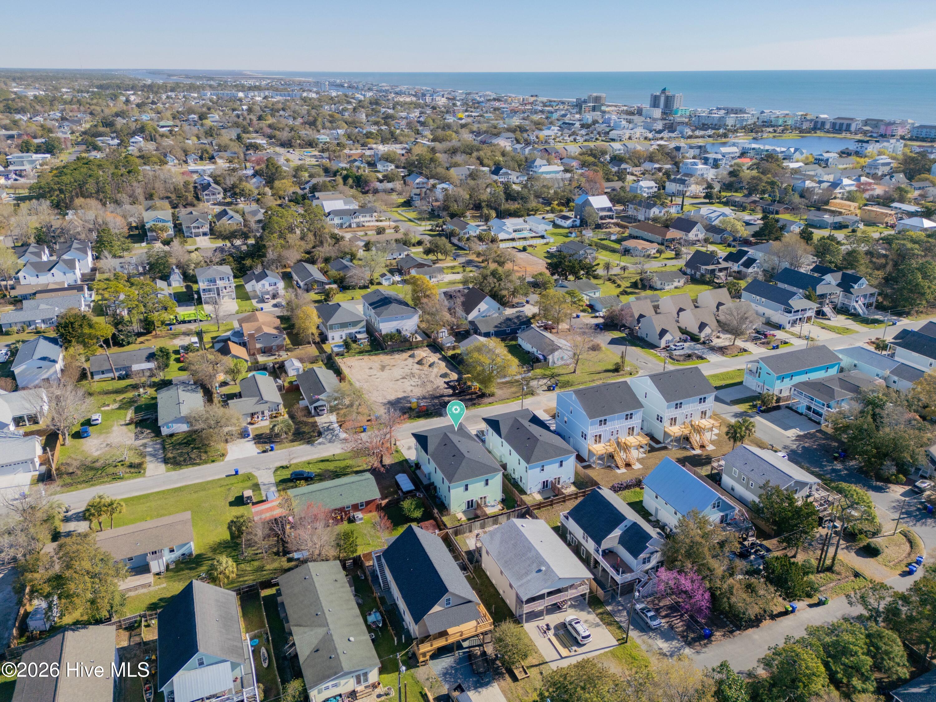 100561235 | Photo 24