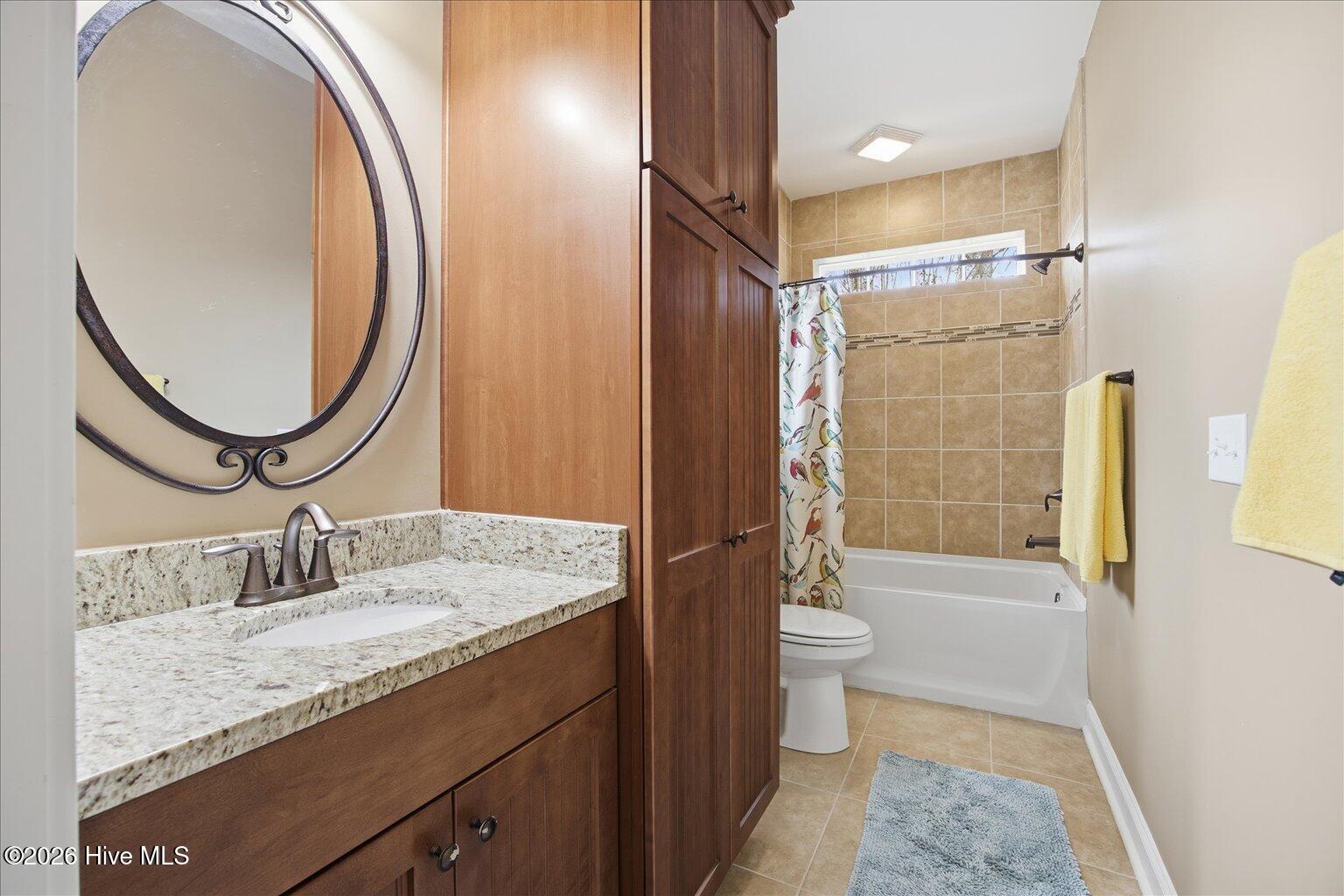 100549757 | Photo 27