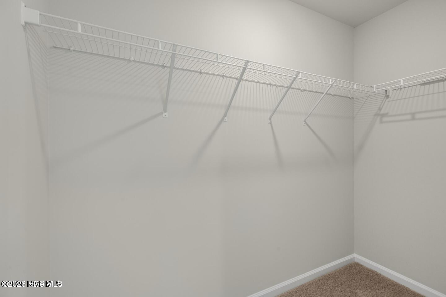 100551369 | Photo 14