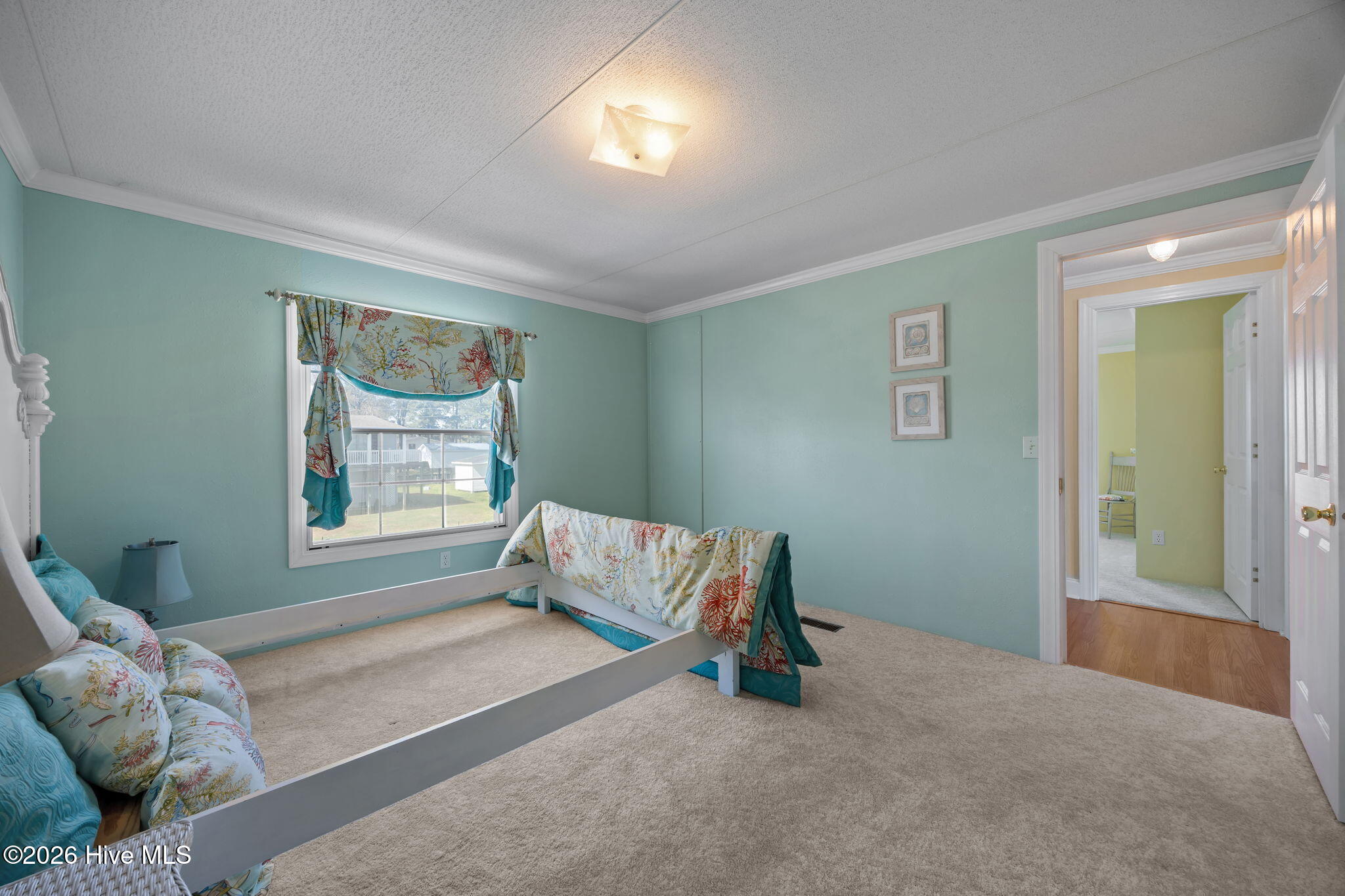 2nd Bedroom