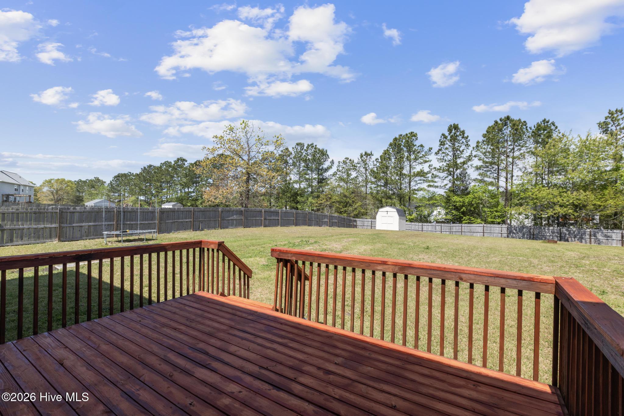 100566886 | Photo 34