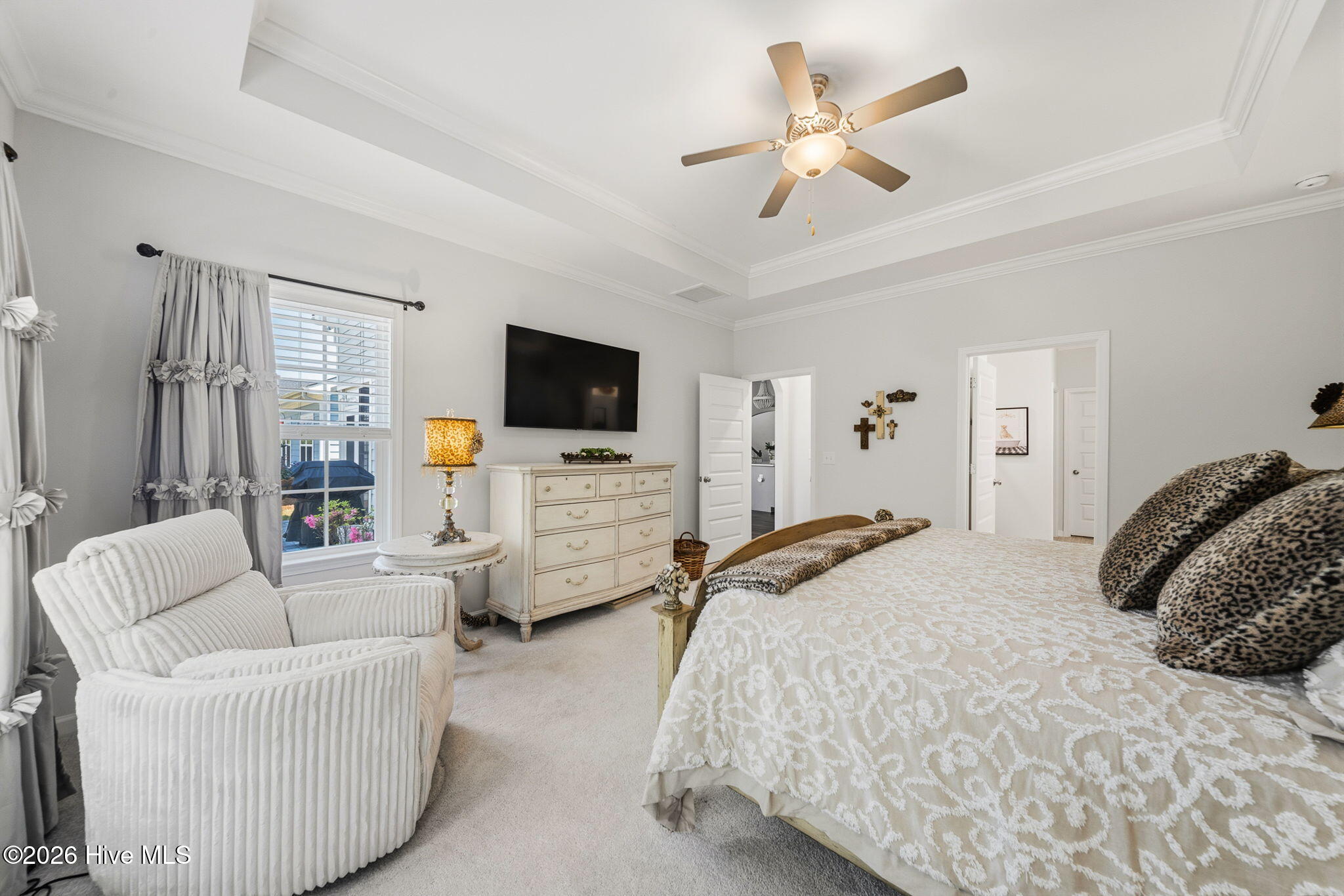 100568500 | Photo 33