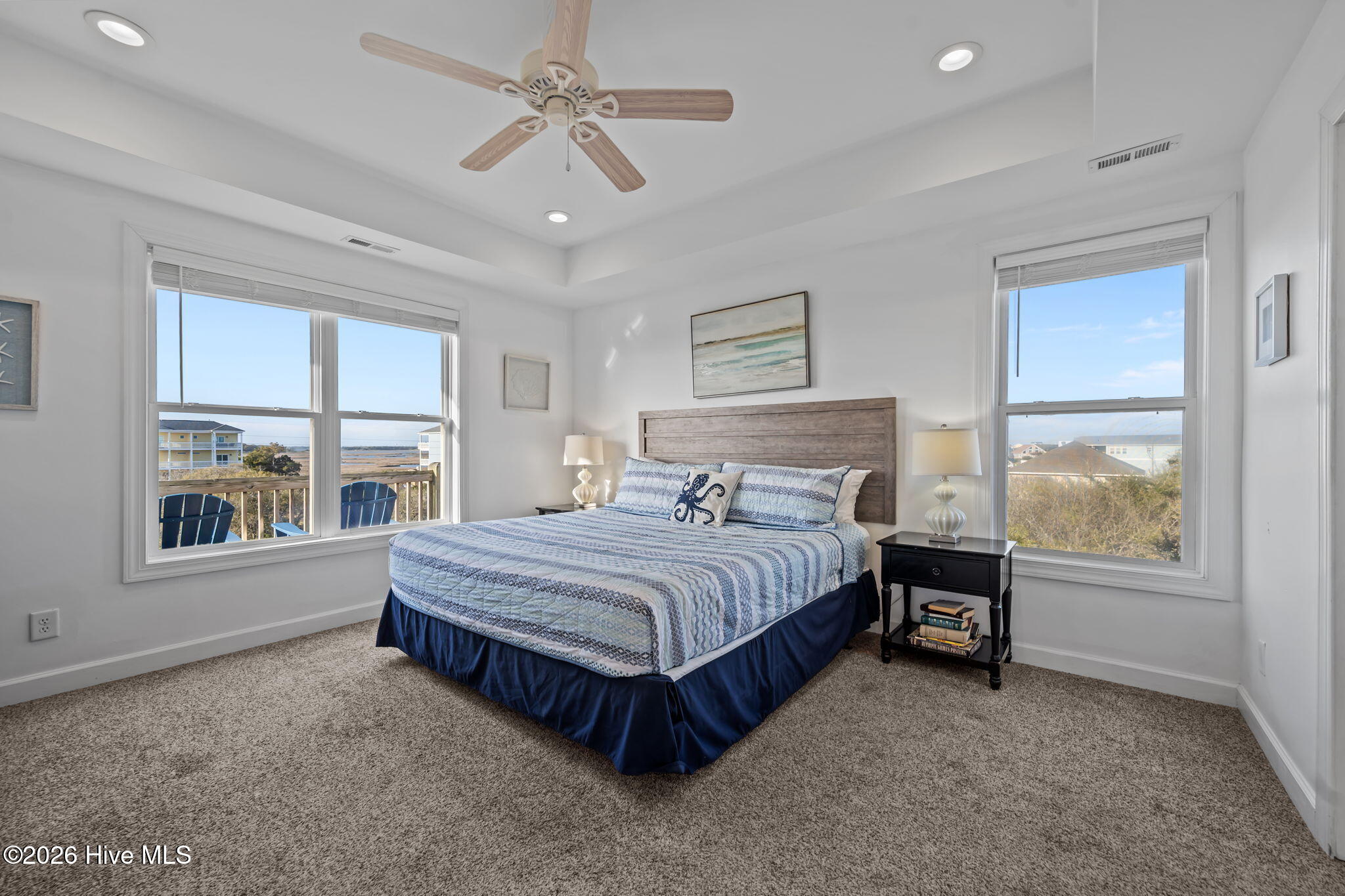 100565208 | Photo 26