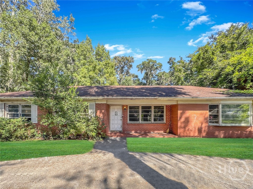 Homes for sale in Savannah, GA | 1918 E 63Rd St, Savannah, GA 31404 | MLS# SA342635