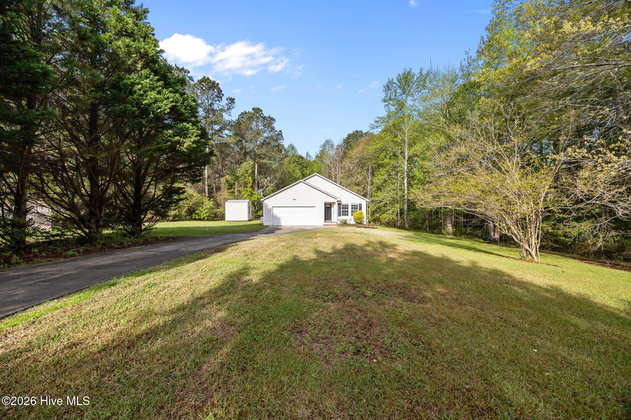 100565489 | Photo 32