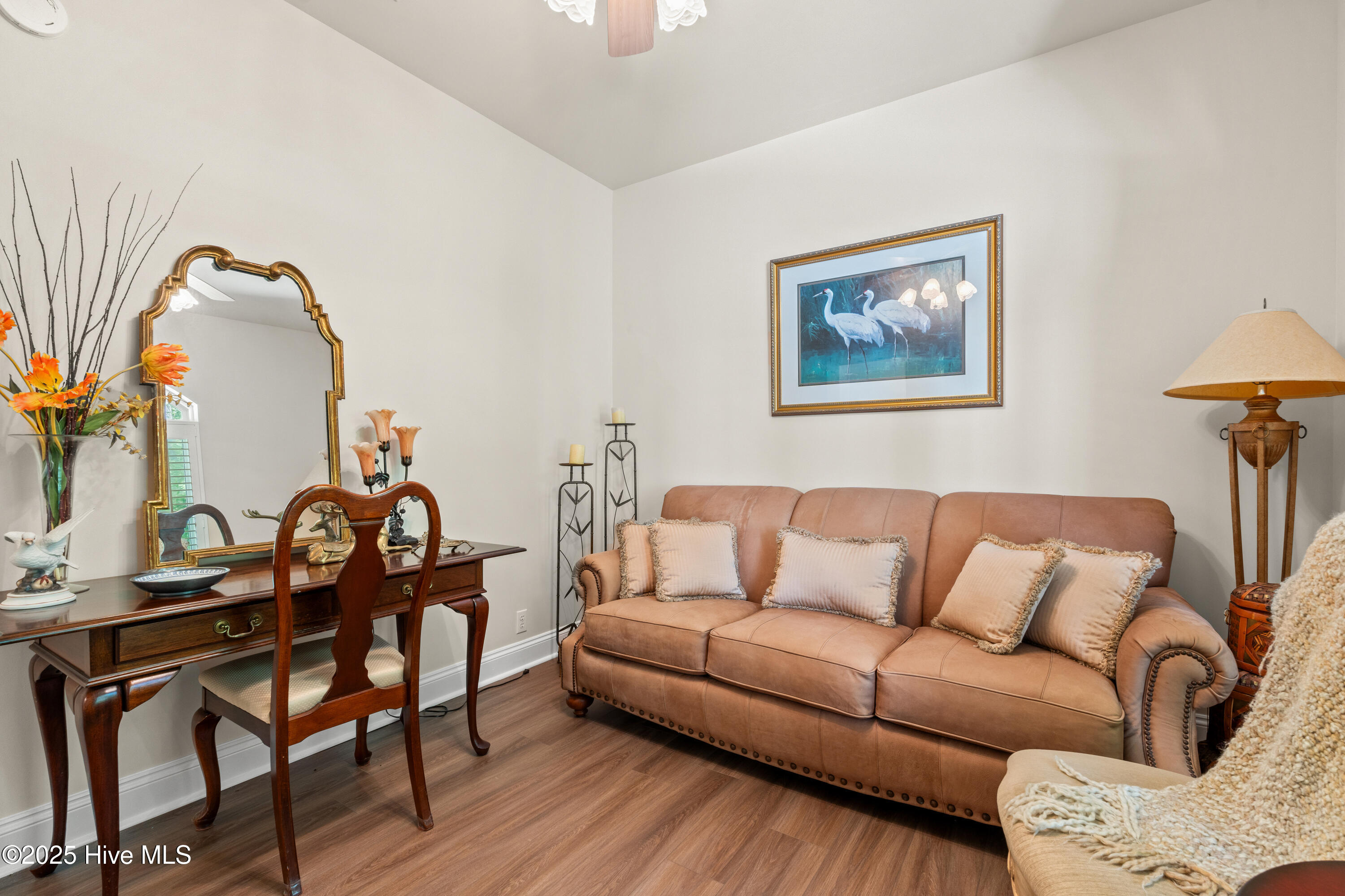 100515371 | Photo 19