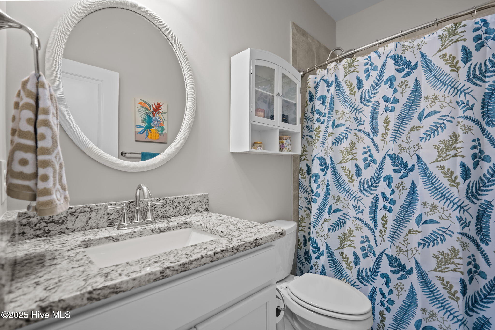 100536658 | Photo 25