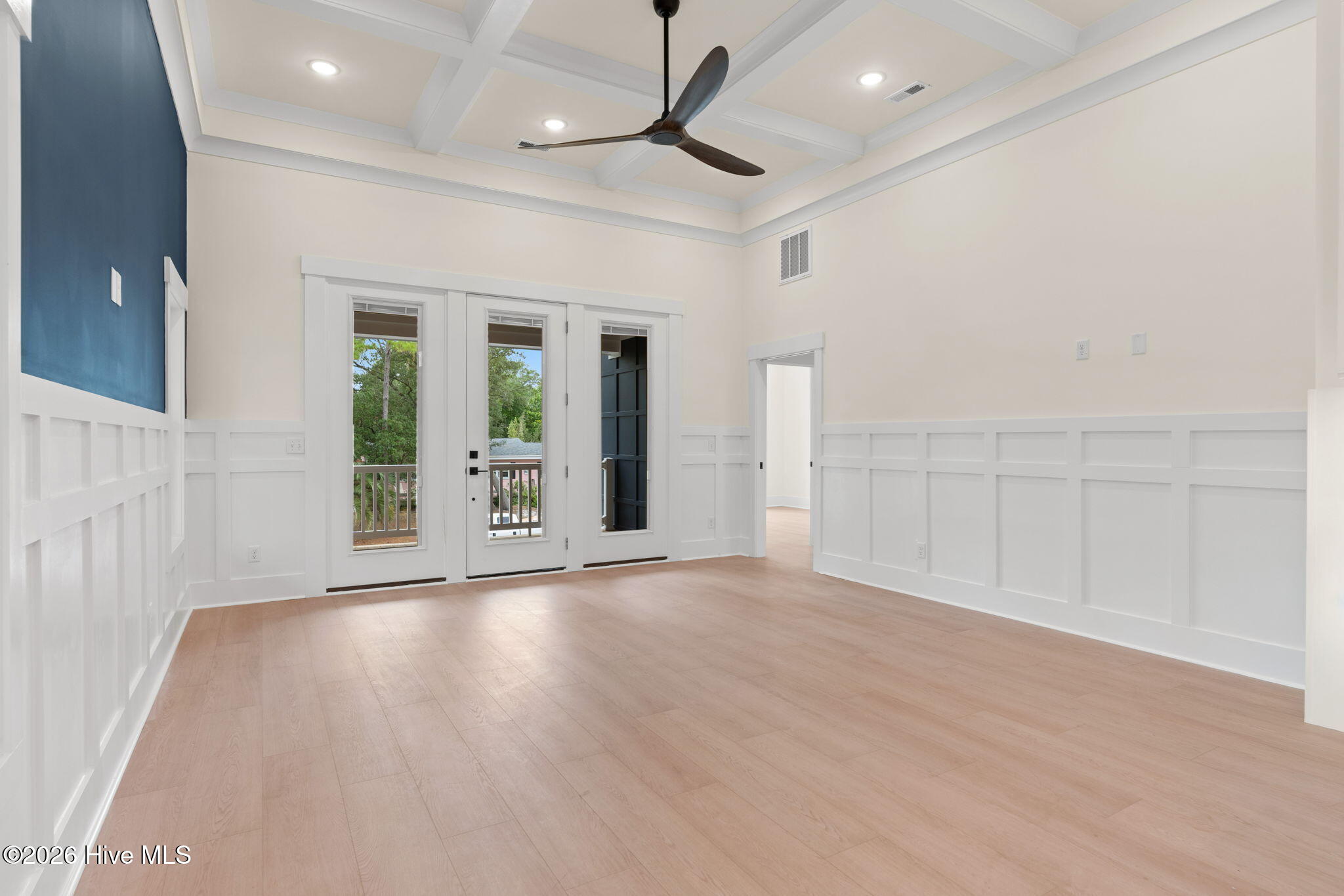 324 NE 52nd Street, Oak Island, NC 28465 – photo 3