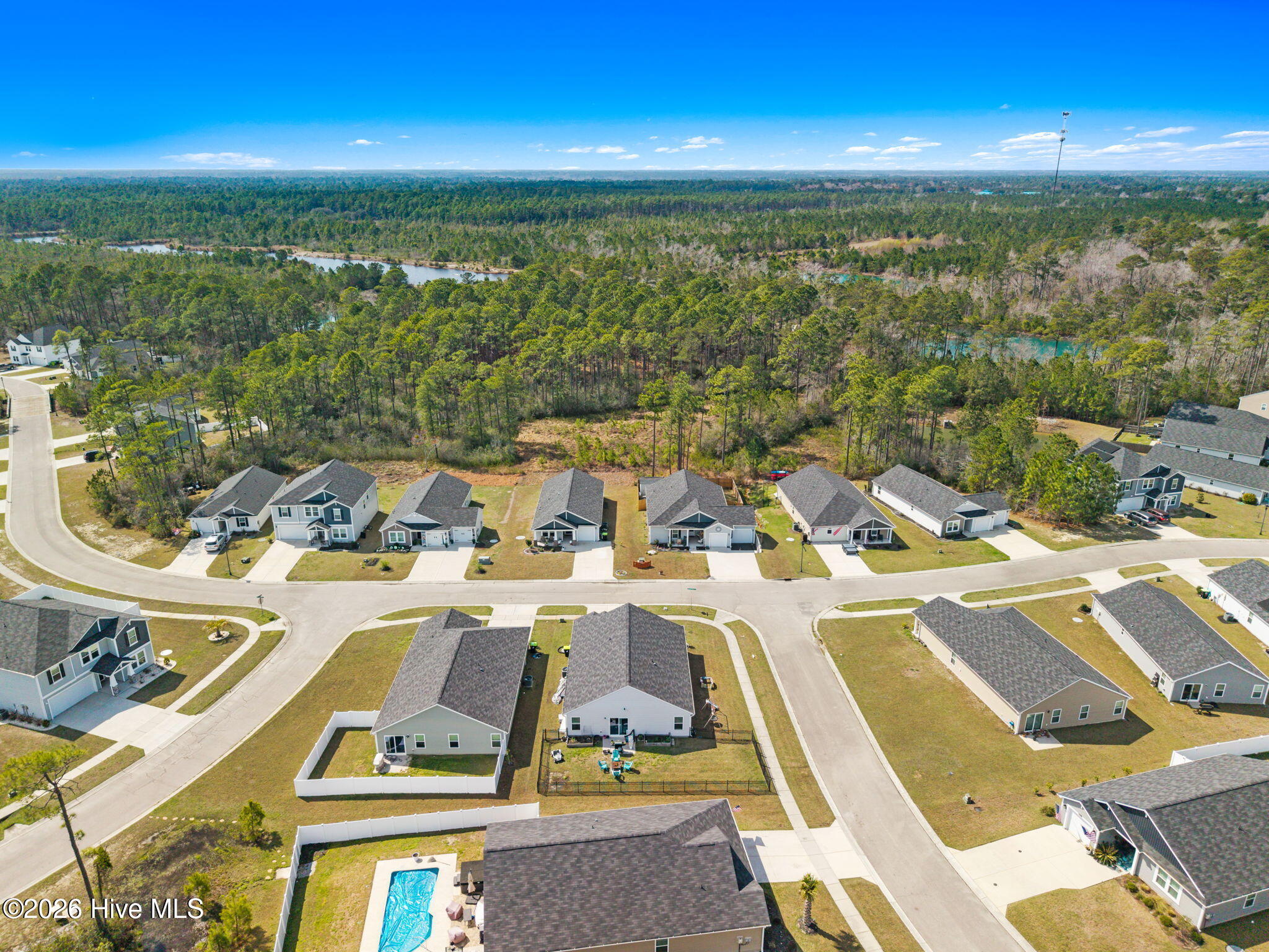 100560384 | Photo 34