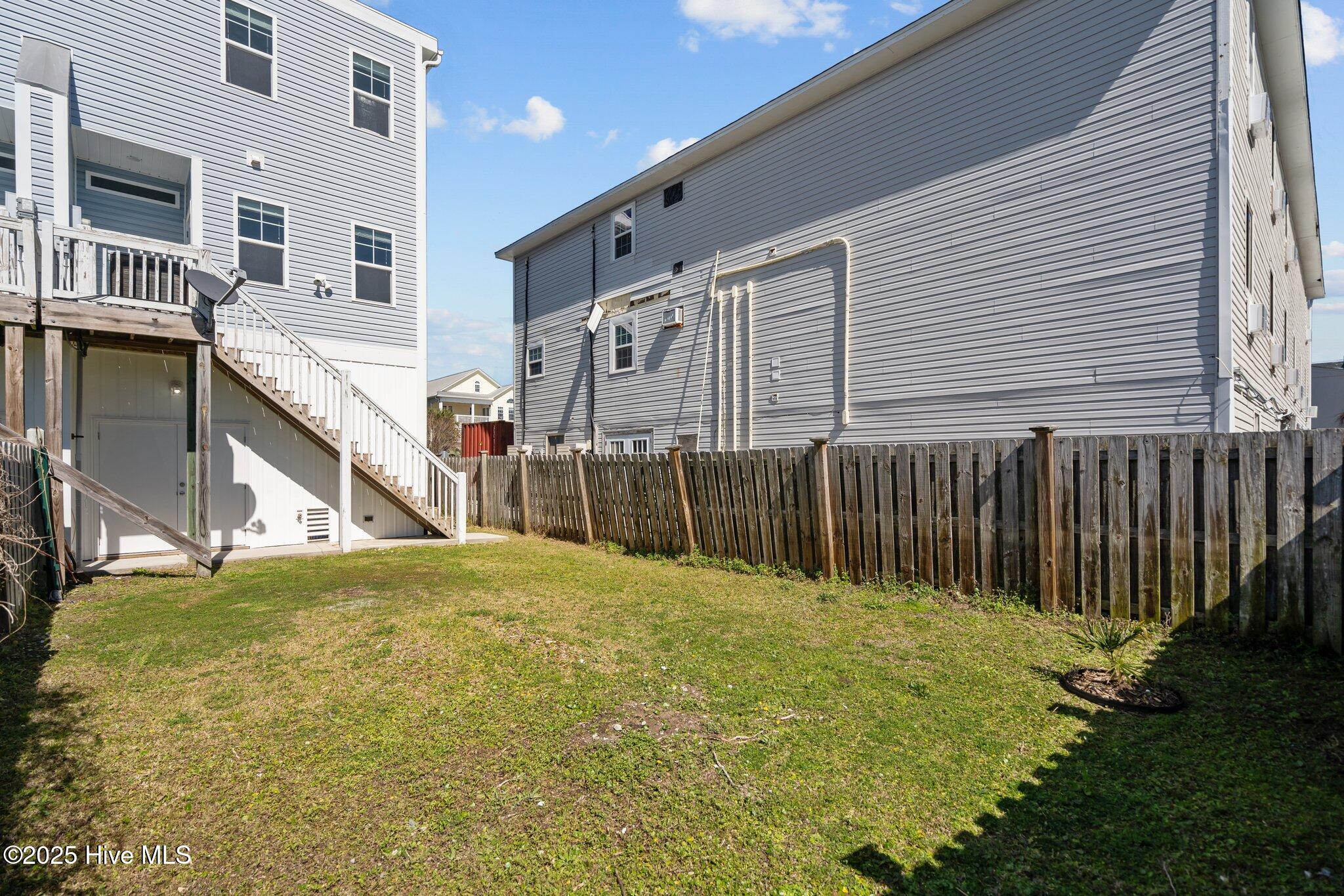 100494725 | Photo 41