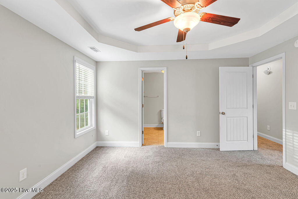 100535510 | Photo 36