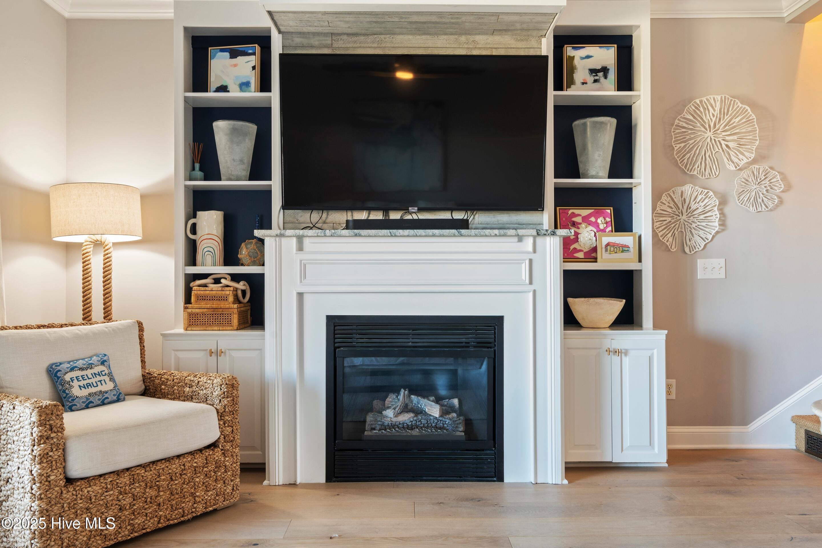 100545192 | Photo 24