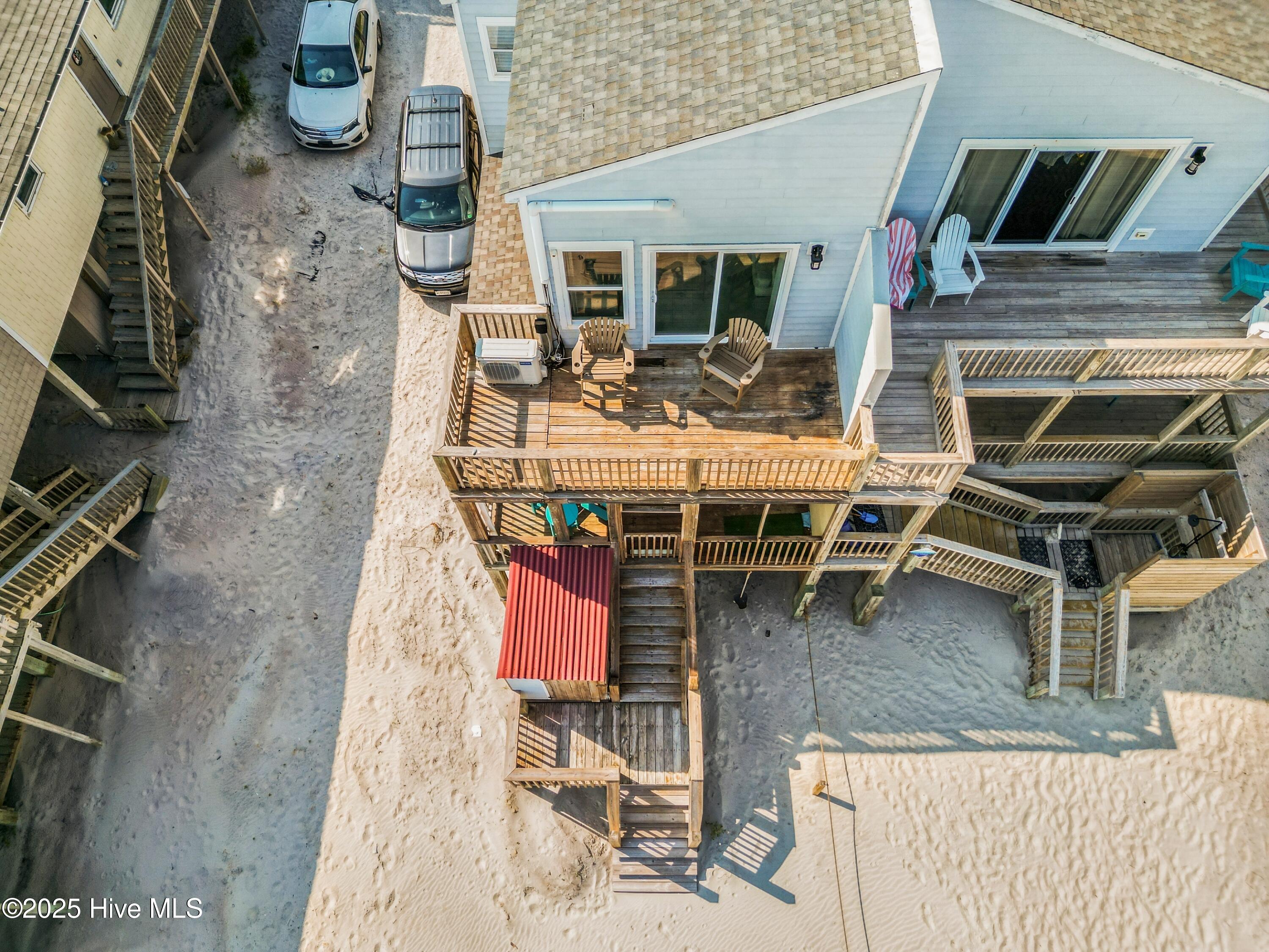 100514835 | Photo 58