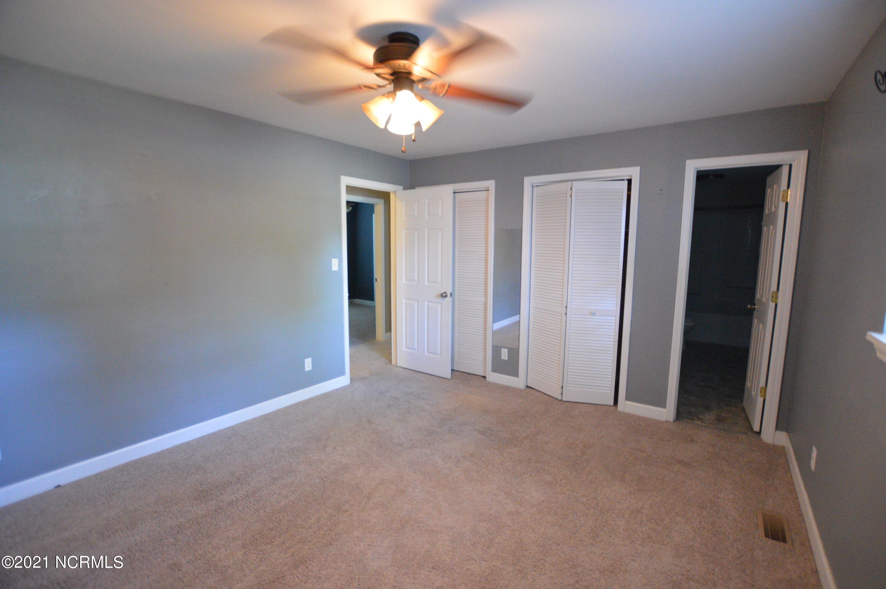 100562914 | Photo 18