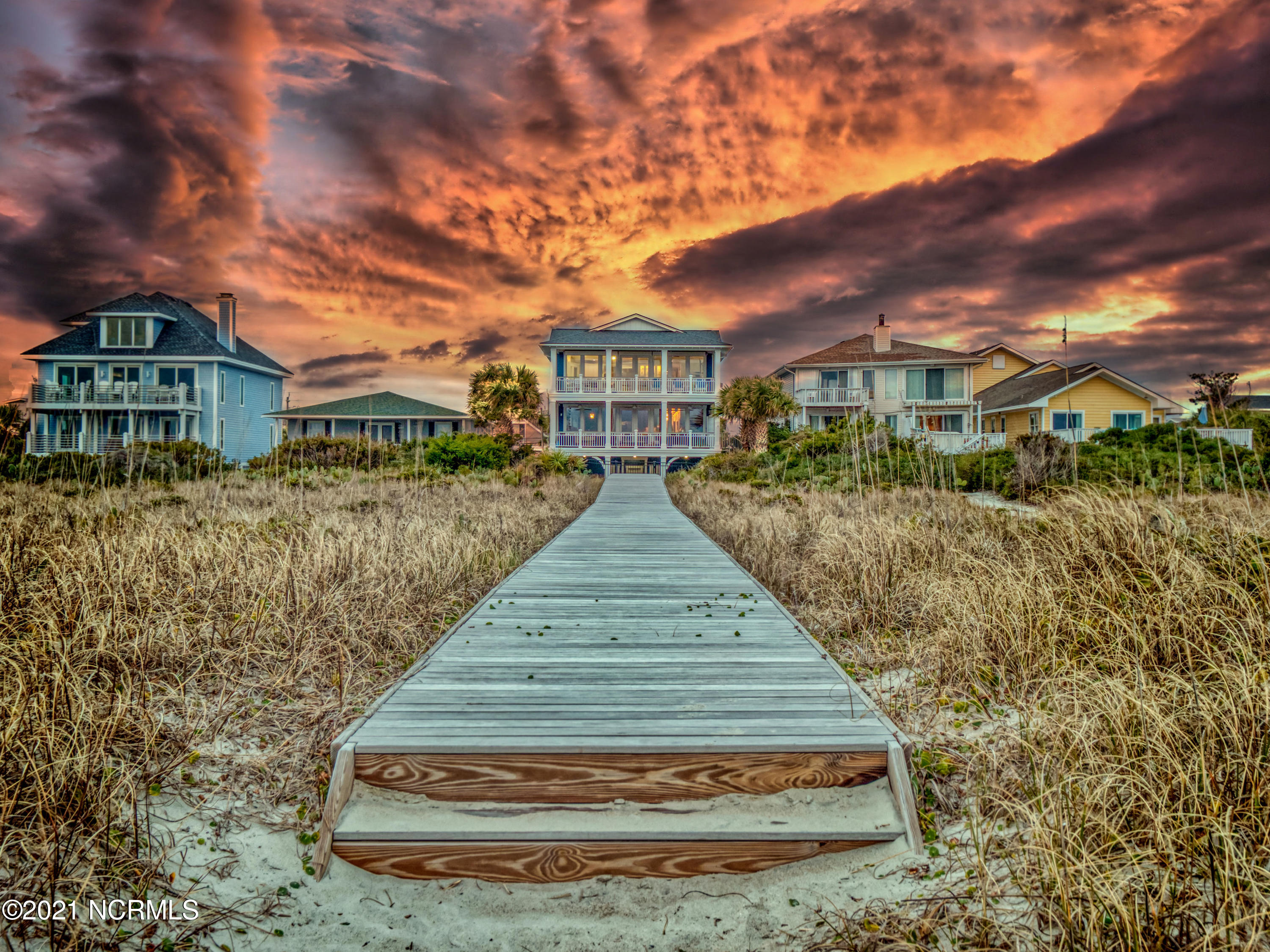 723 Lumina Avenue S, #B, Wrightsville Beach, NC 28480 Listing Photo  1