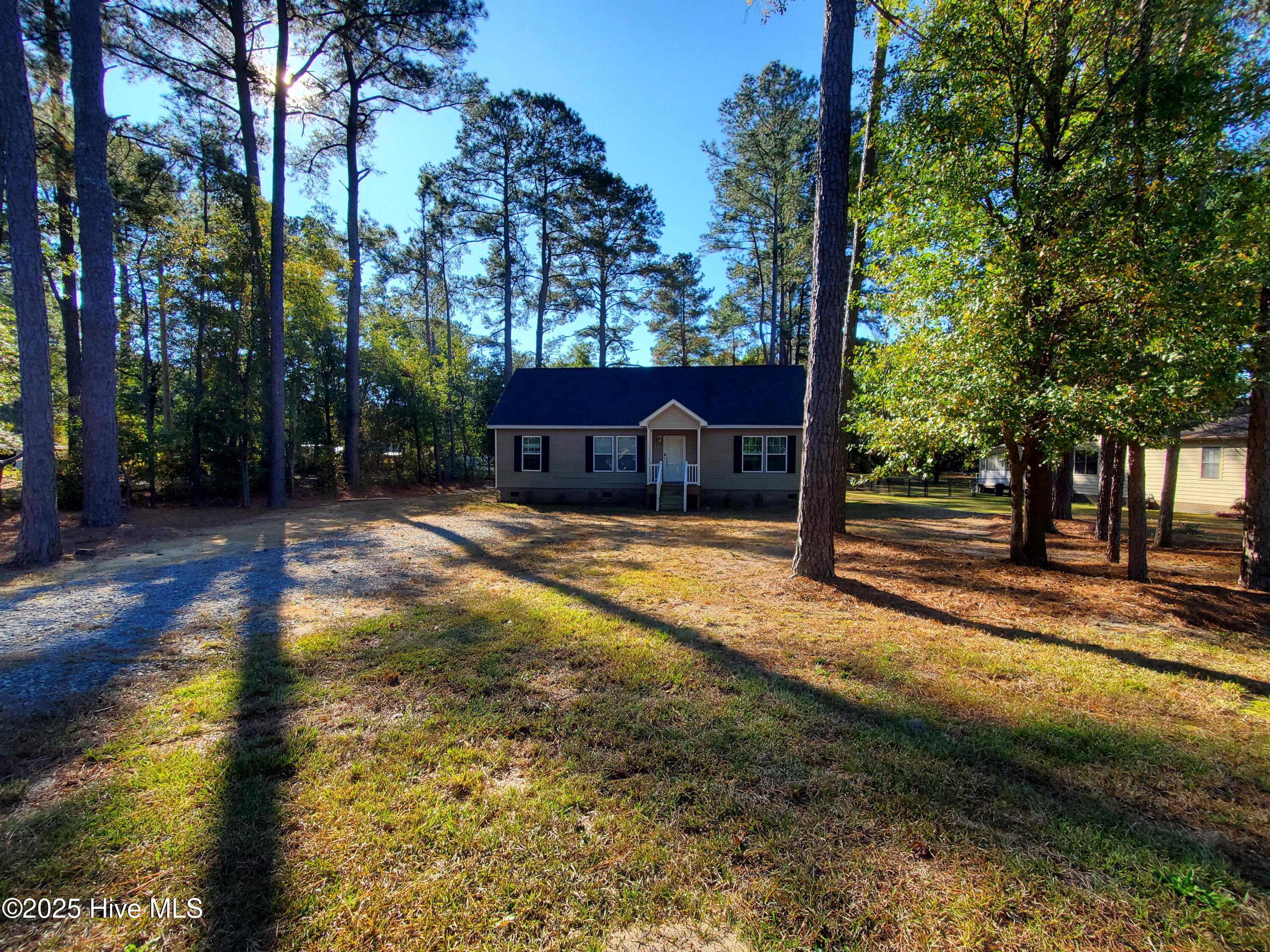 Homes for sale in Dudley, NC | 692 Sandhill Dr, Dudley, NC 28333 | MLS# 100539443