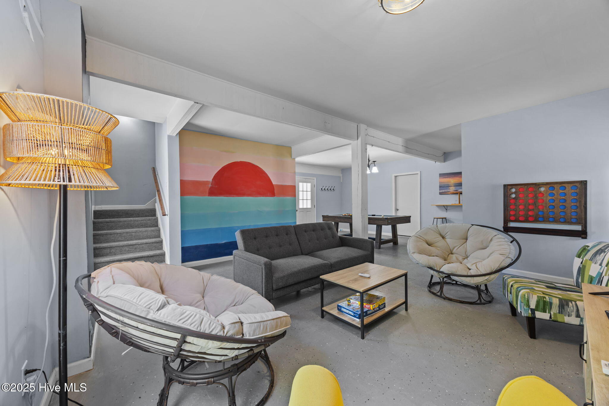 100528402 | Photo 11