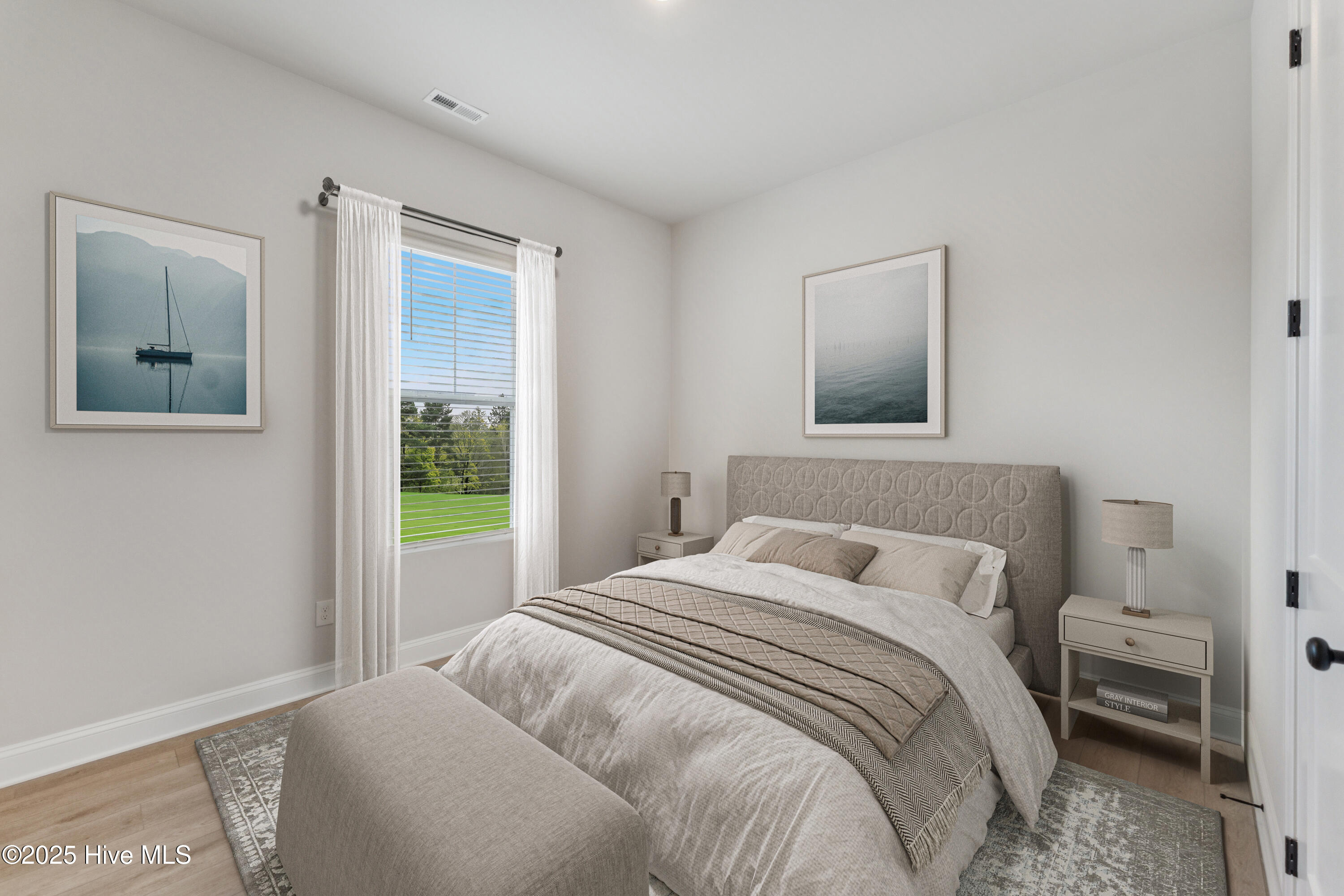 100556601 | Photo 13