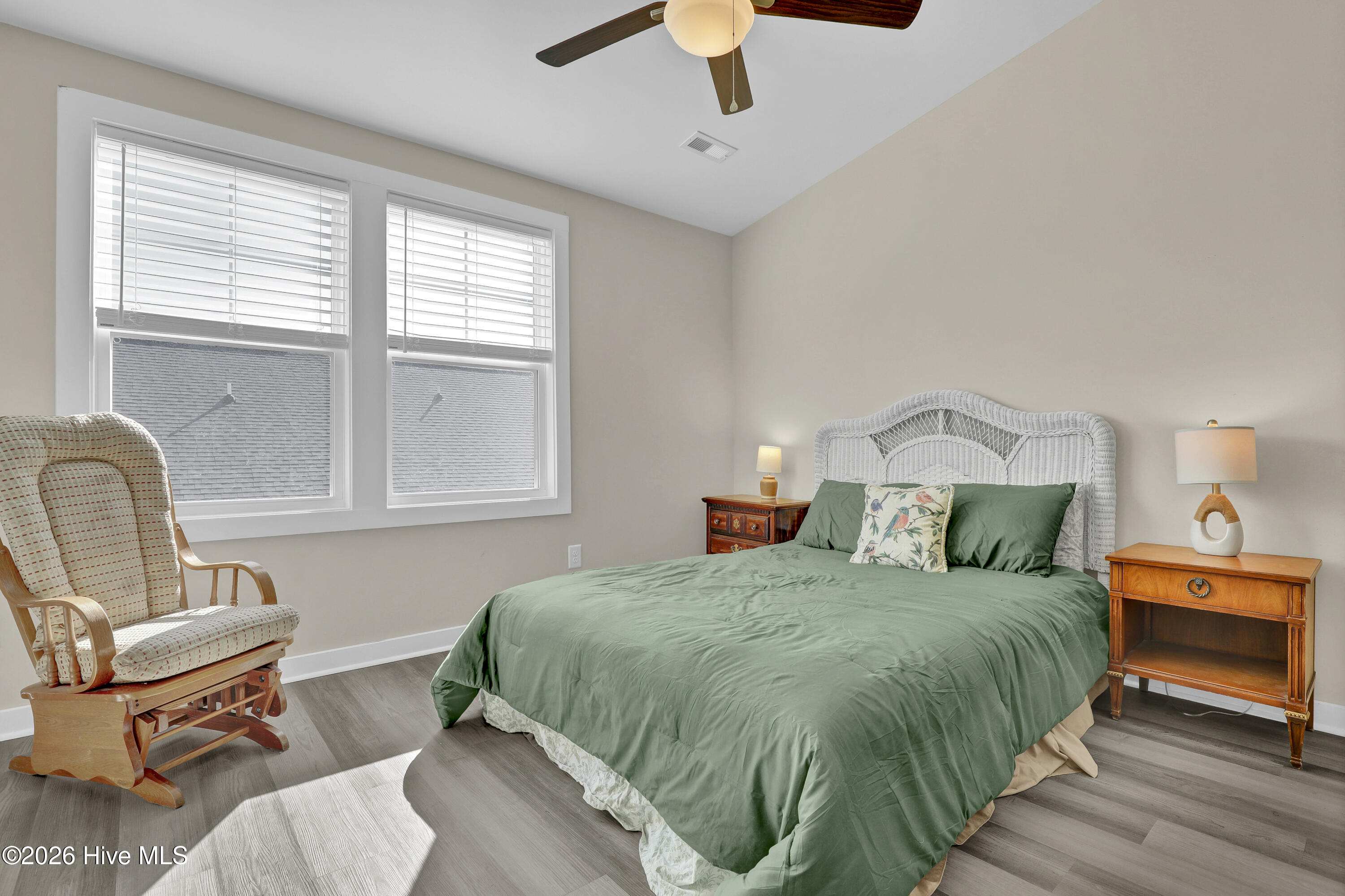 100556356 | Photo 27