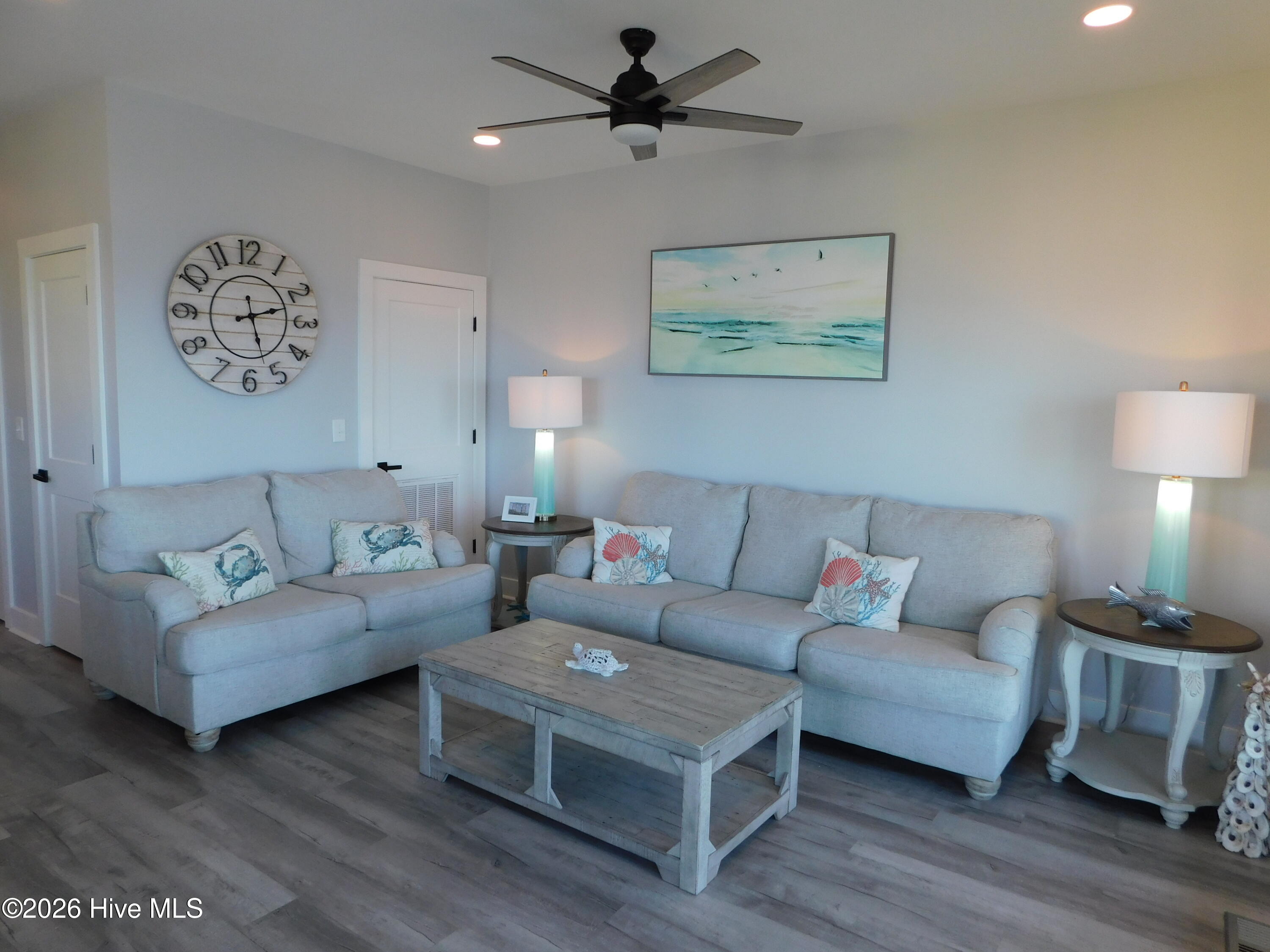 142 S Ferry Dock Road B,Harkers Island