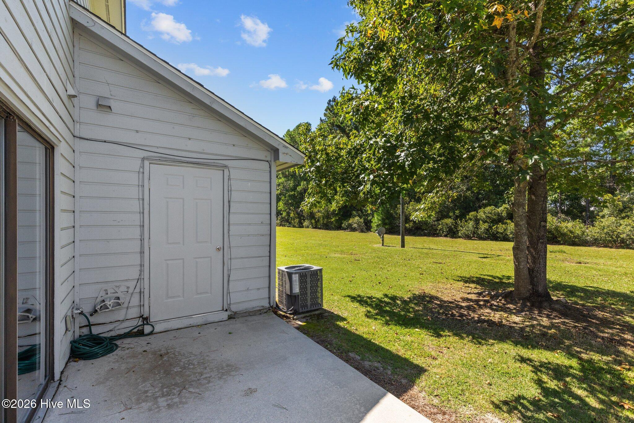 100565662 | Photo 30