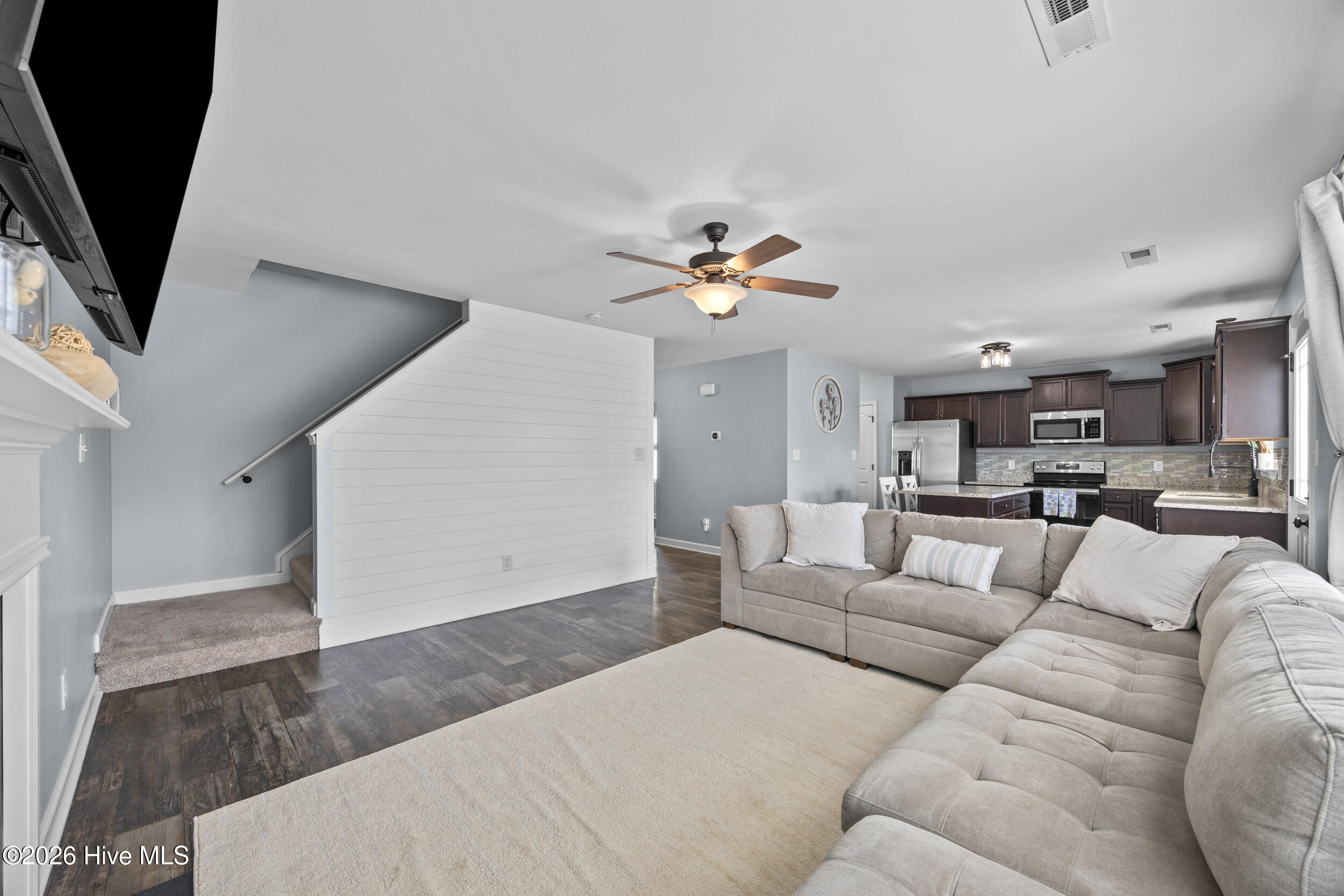 100558601 | Photo 15