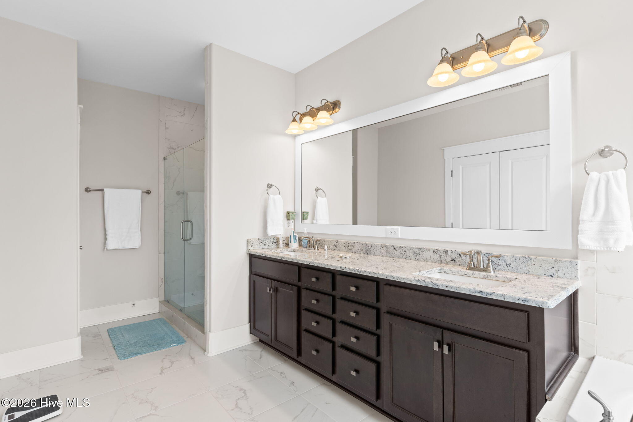 100555251 | Photo 27