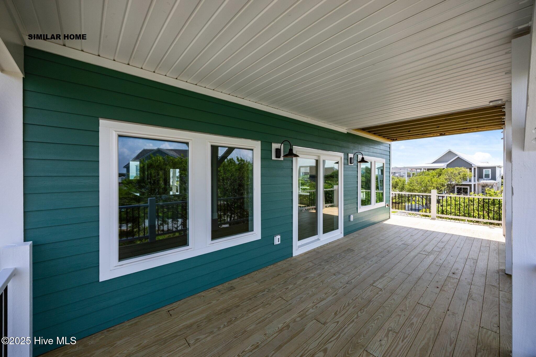 100508414 | Photo 43