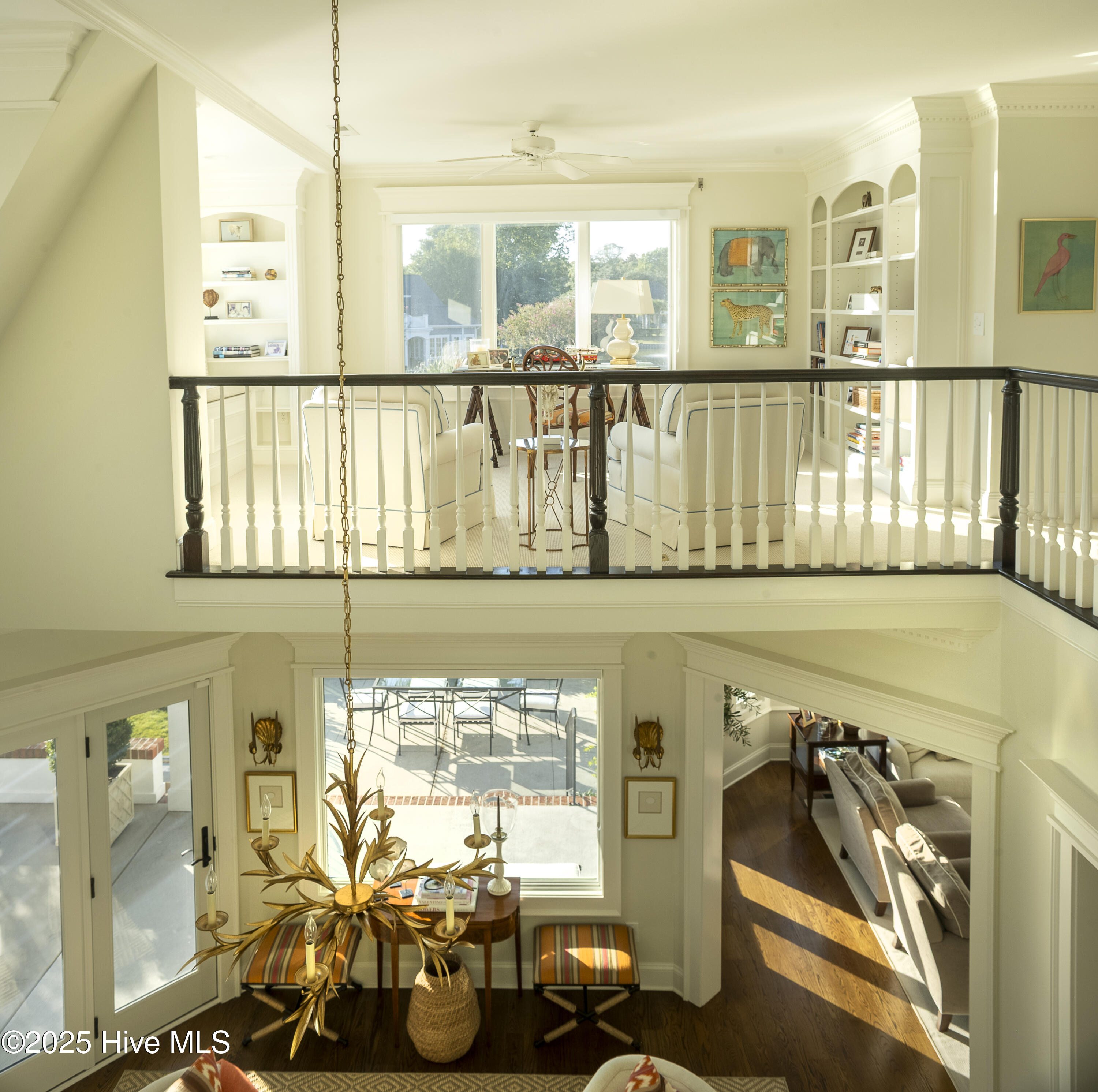 100536039 | Photo 28