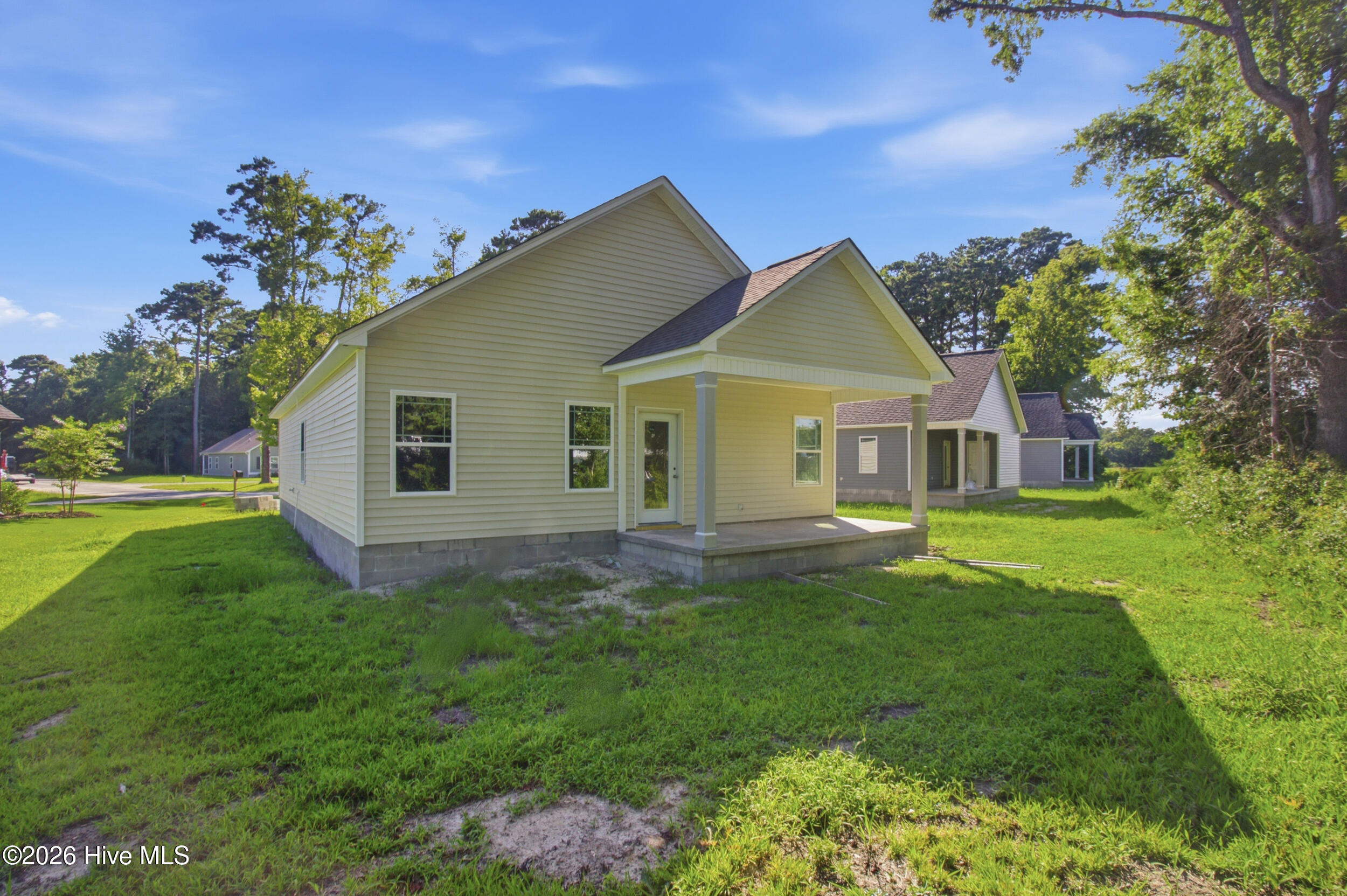 310 Camp Creek Drive,Oriental