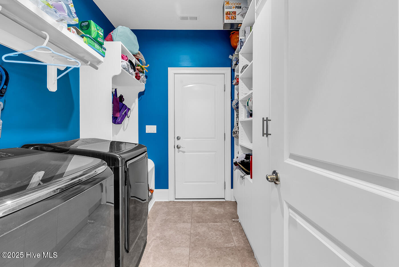 100529992 | Photo 28