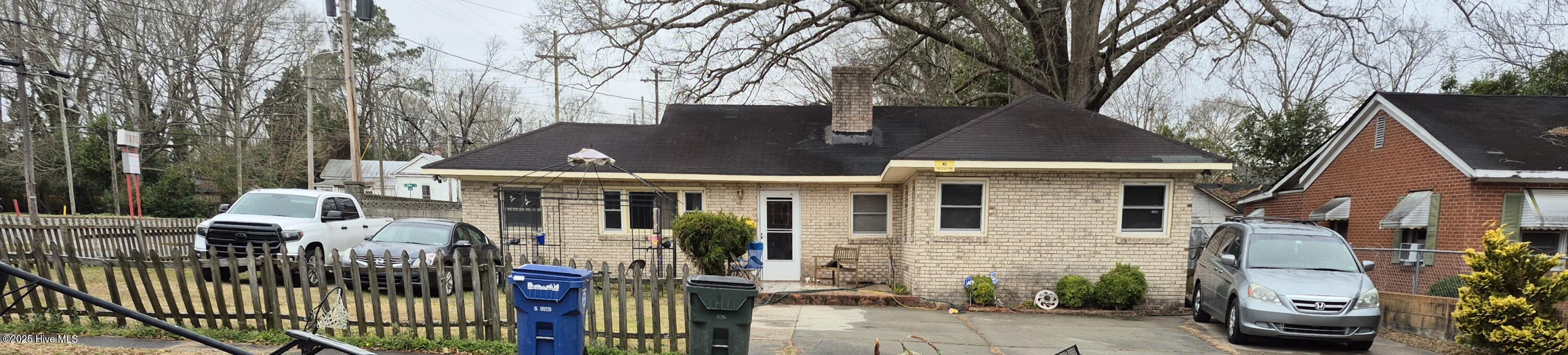 Homes for sale in Kinston, NC | 100 Miller St, Kinston, NC 28501 | MLS# 100494331