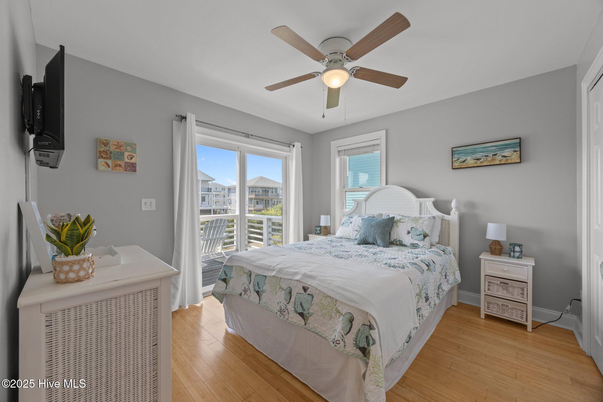 100506414 | Photo 15