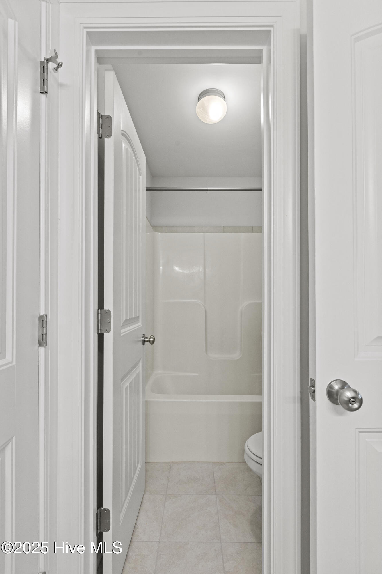 100518858 | Photo 38