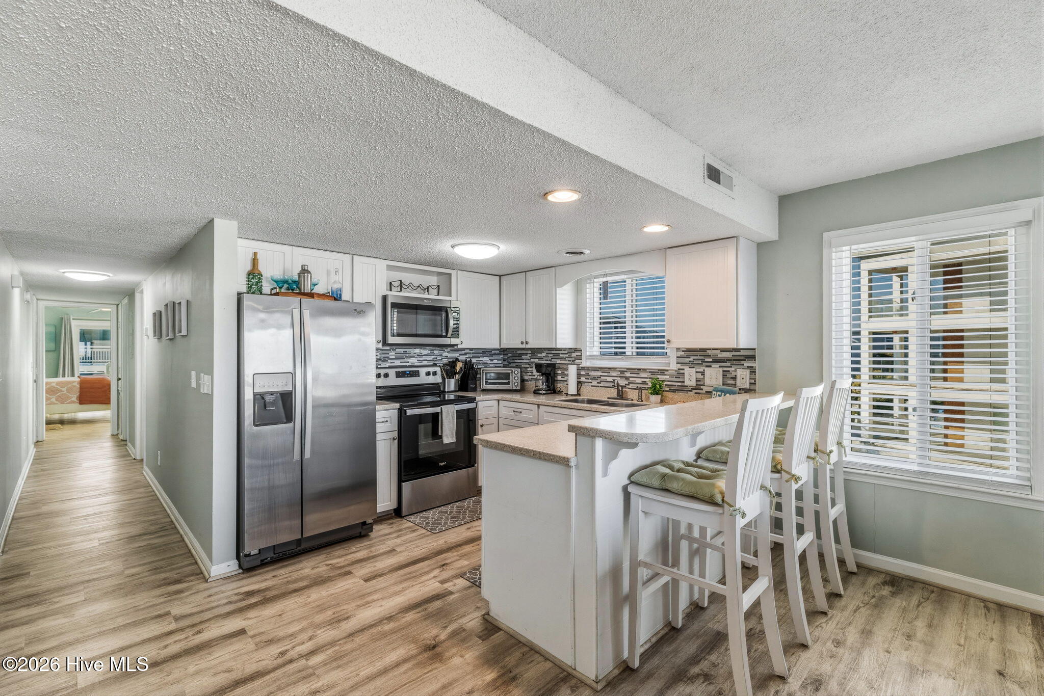 100558959 | Photo 11