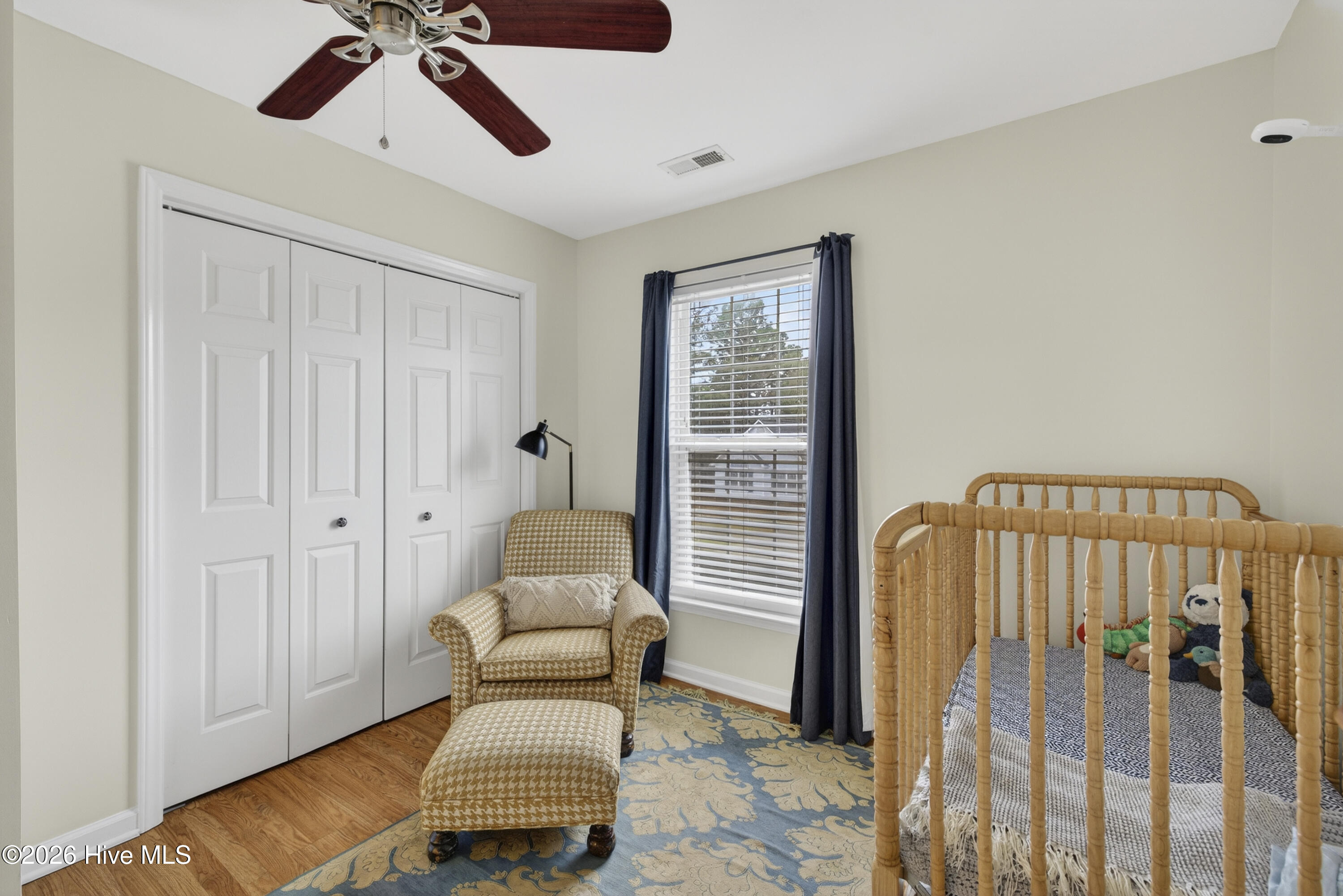 100558180 | Photo 19