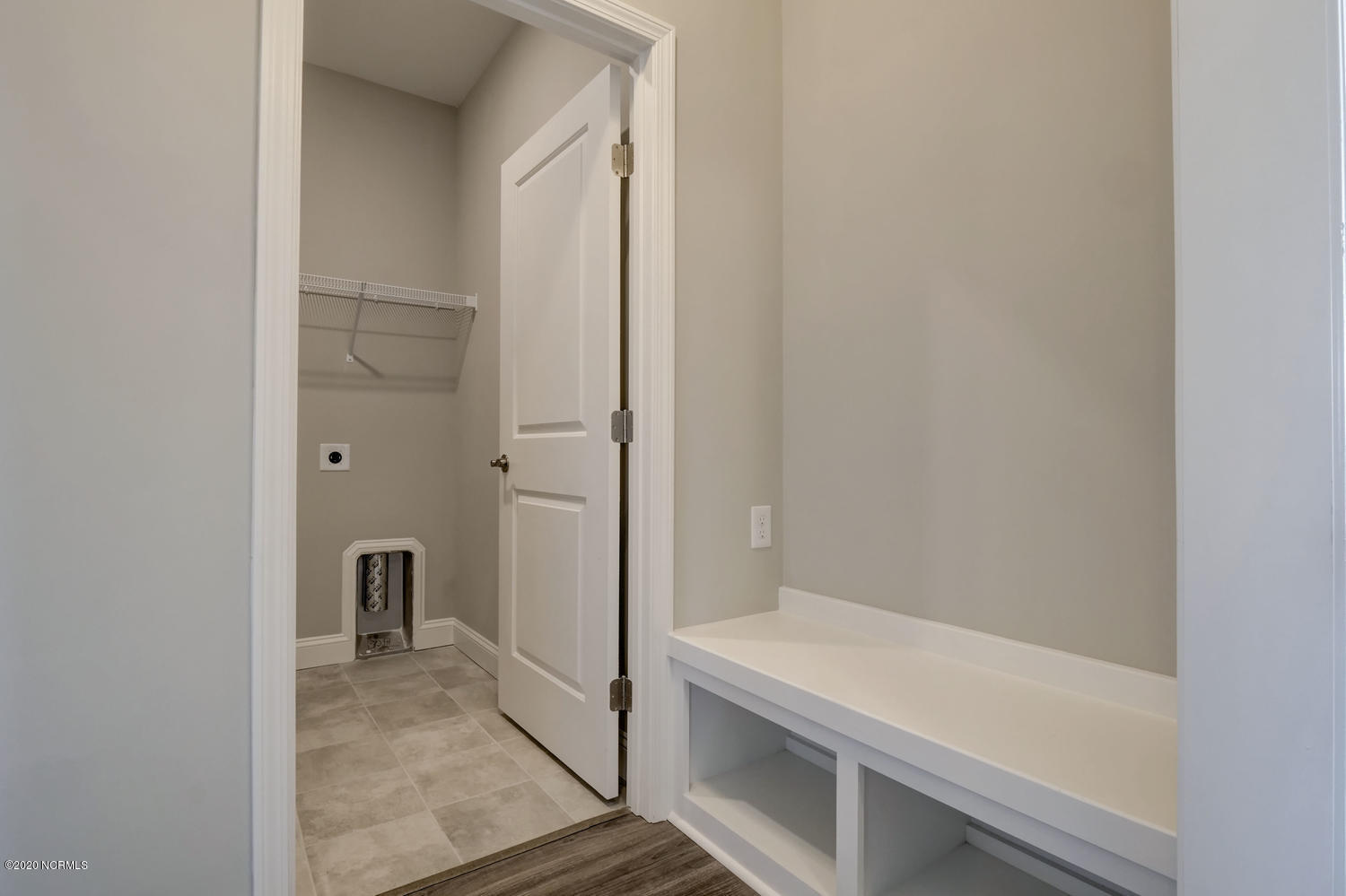 1226 Big Field Drive Castle-large-005-14