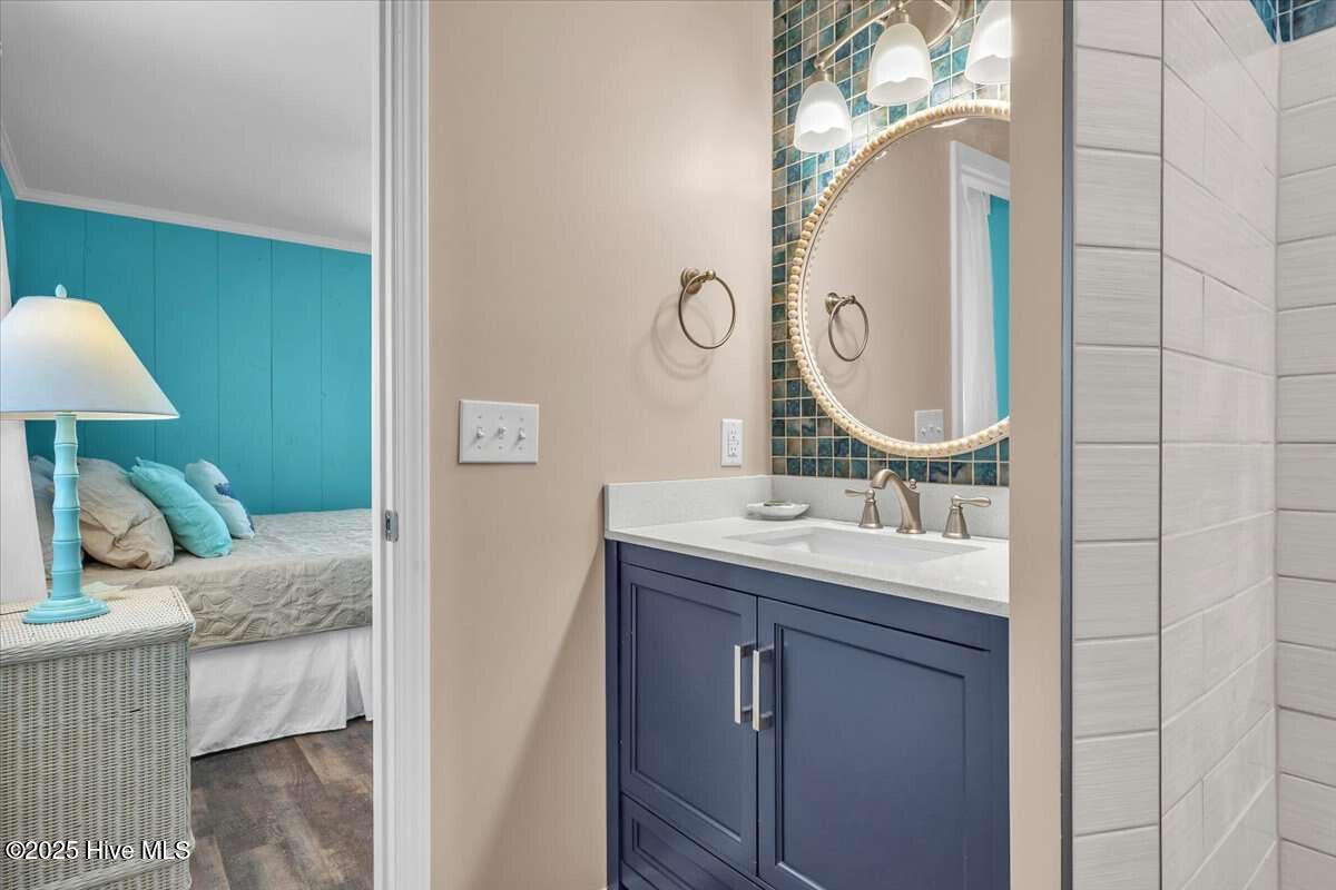 100546724 | Photo 46