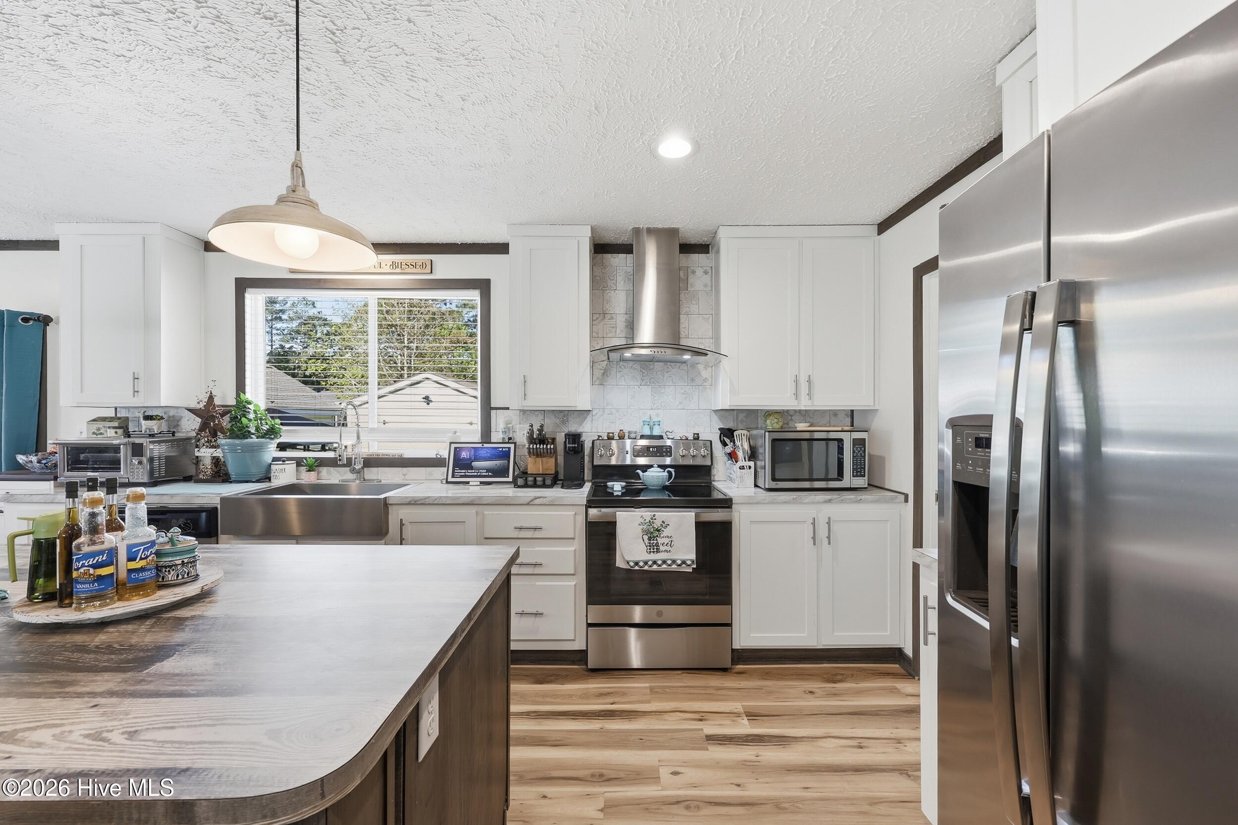 100567202 | Photo 14