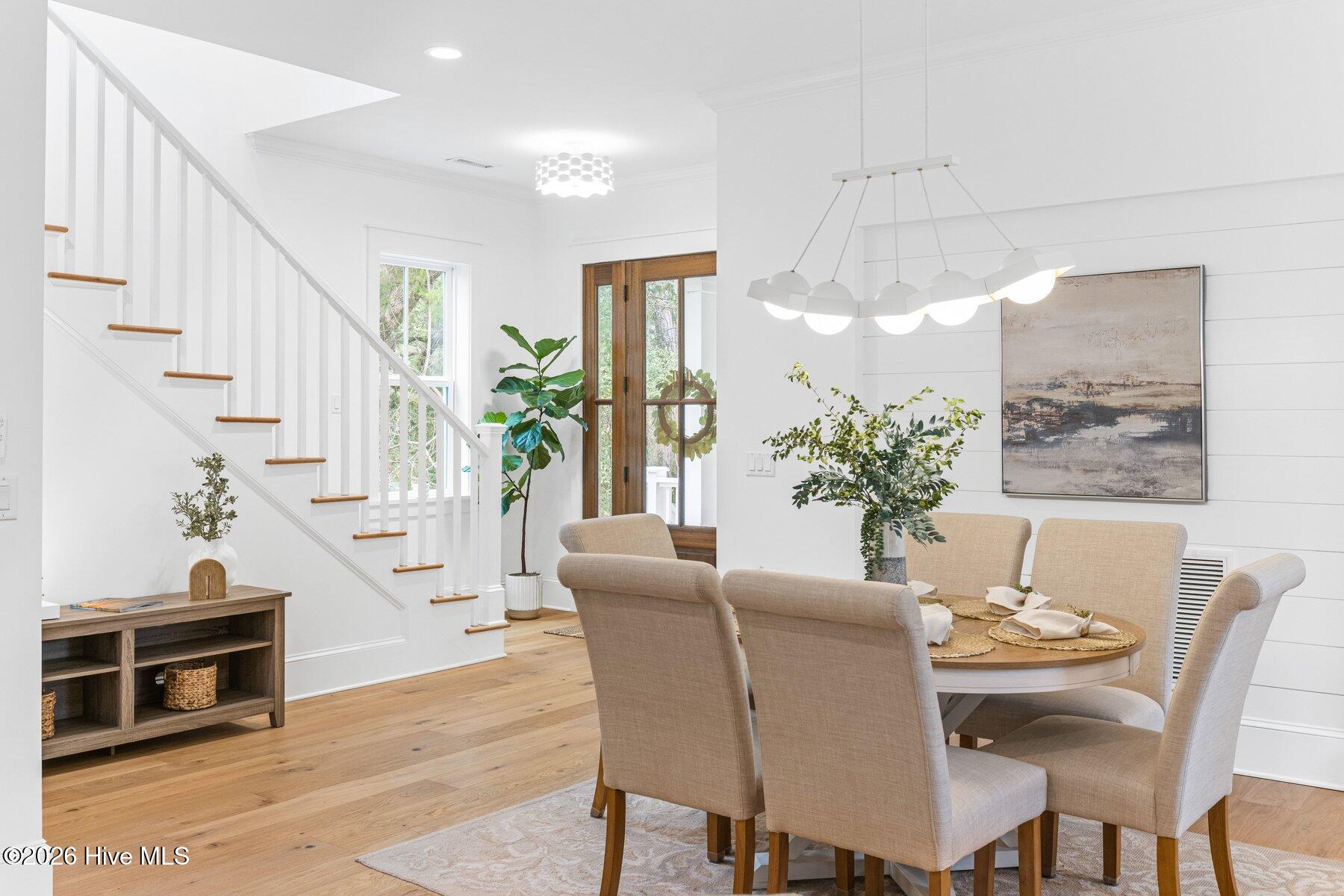 100554015 | Photo 12